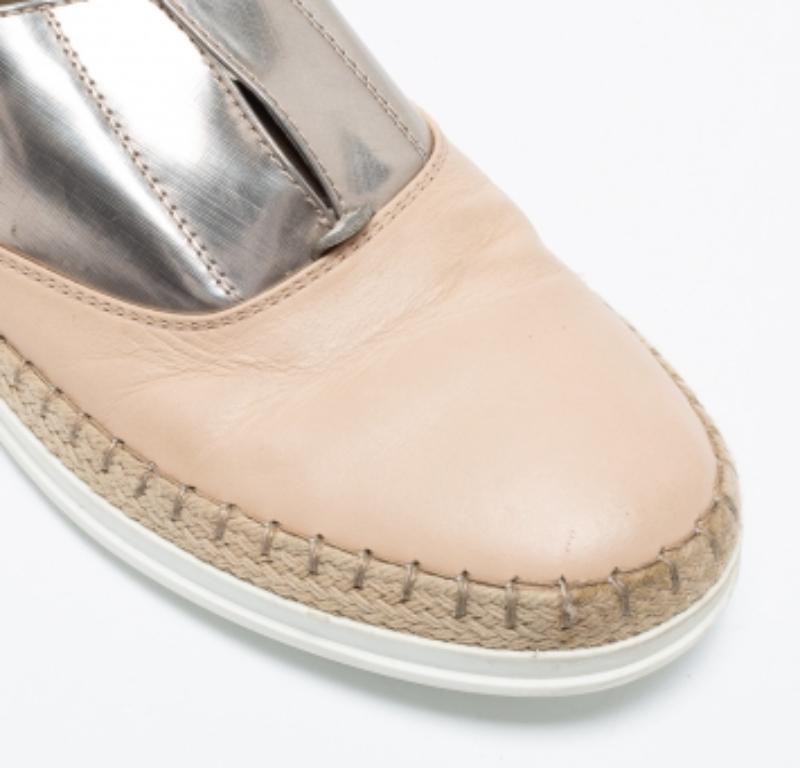 Tod's Silber & Lack & Leder Francesina Slip On Espadrille Turnschuhe Größe 35.5 Damen im Angebot