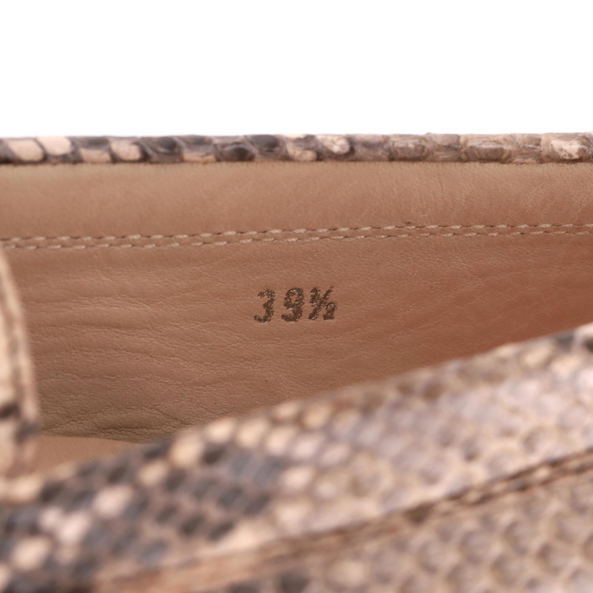 Mocassini in pelle con stampa a serpente di Tod's in vendita 2