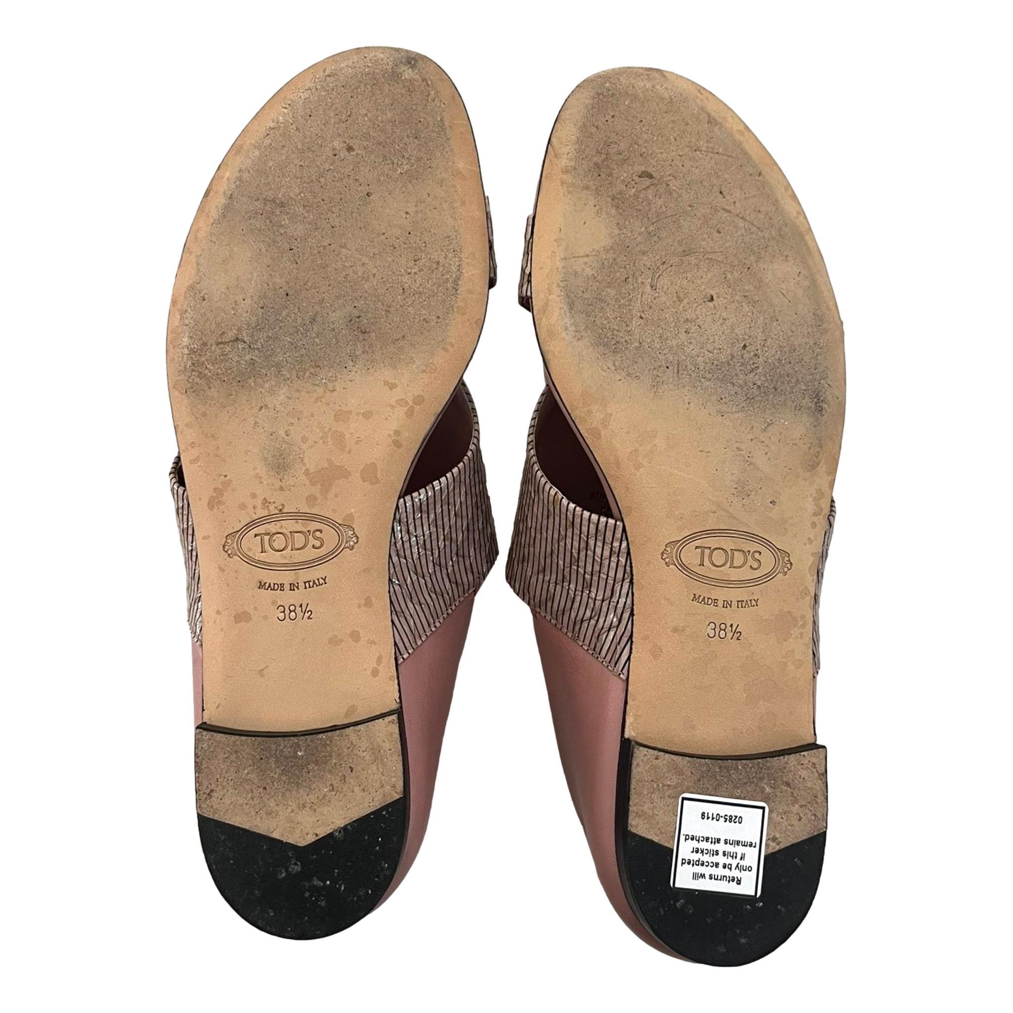Sandales en cuir gaufré de Tod's en vente 2