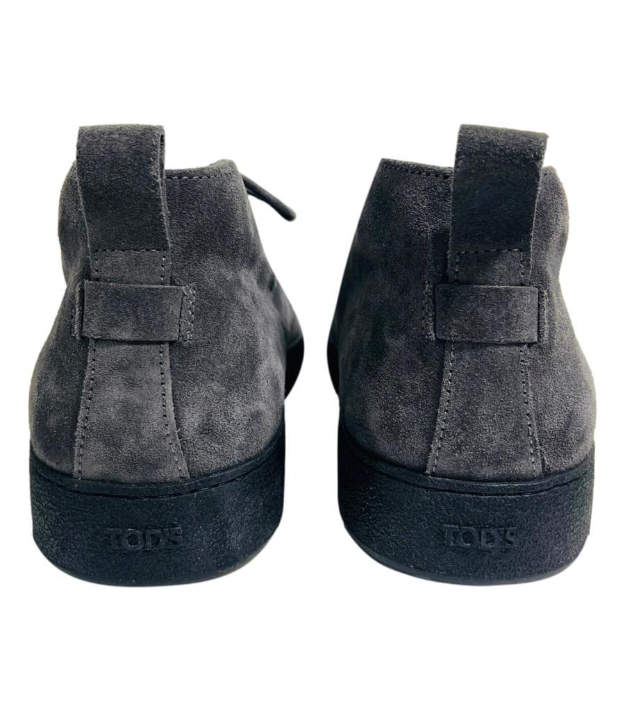 De las mujeres Botas Tod's Desert de ante en venta