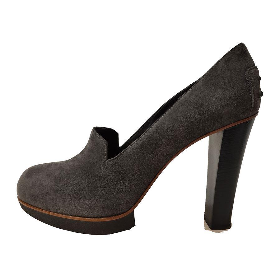 Suede Grey color Heel height cm 11 (4,33 inches) Plateau cm 2 (0,78 inches)