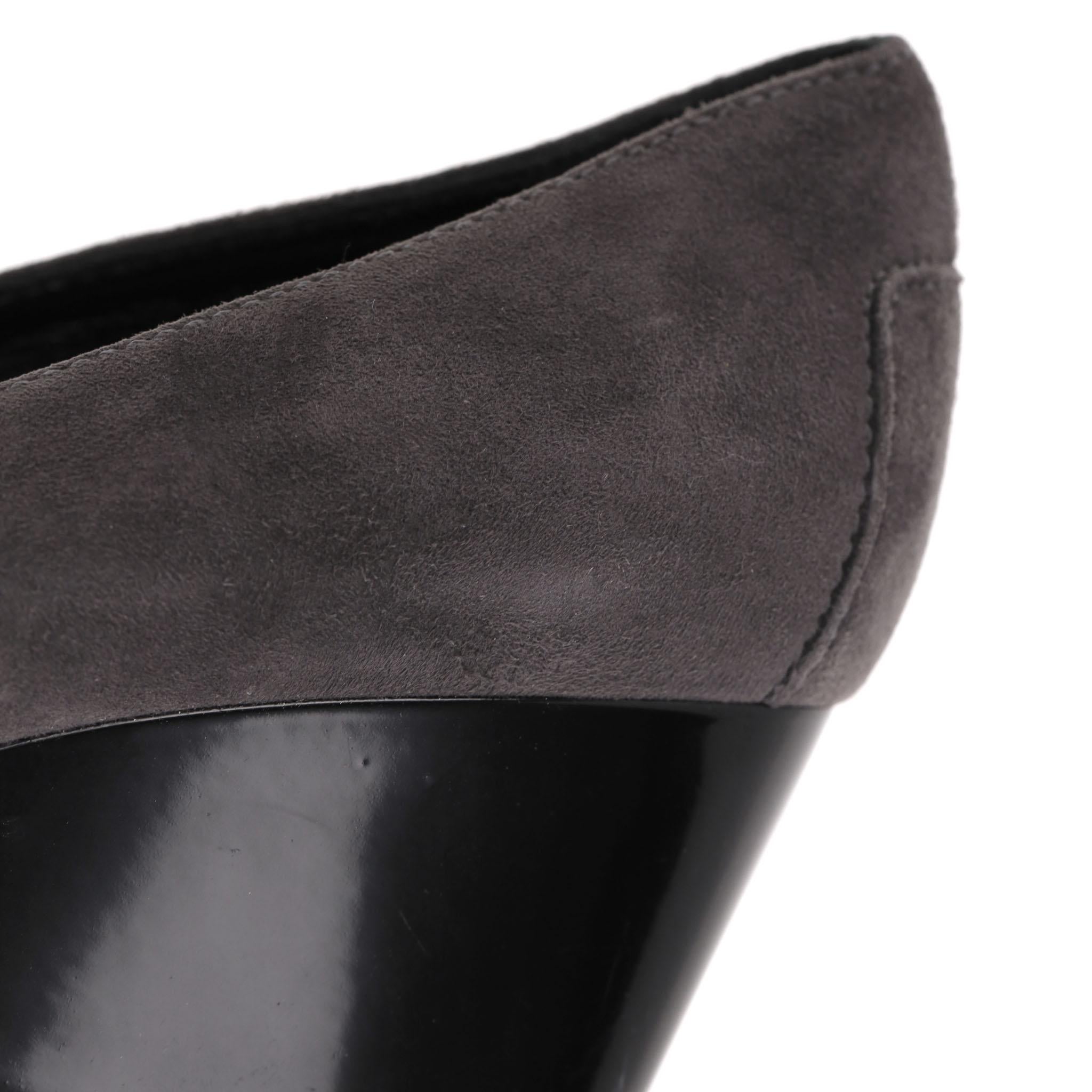 Tod's Wildleder-Keilpumps im Angebot 6