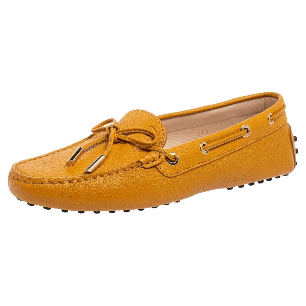 Tod's Tan Leather Bow Driver Loafers Size 37.5 at 1stDibs