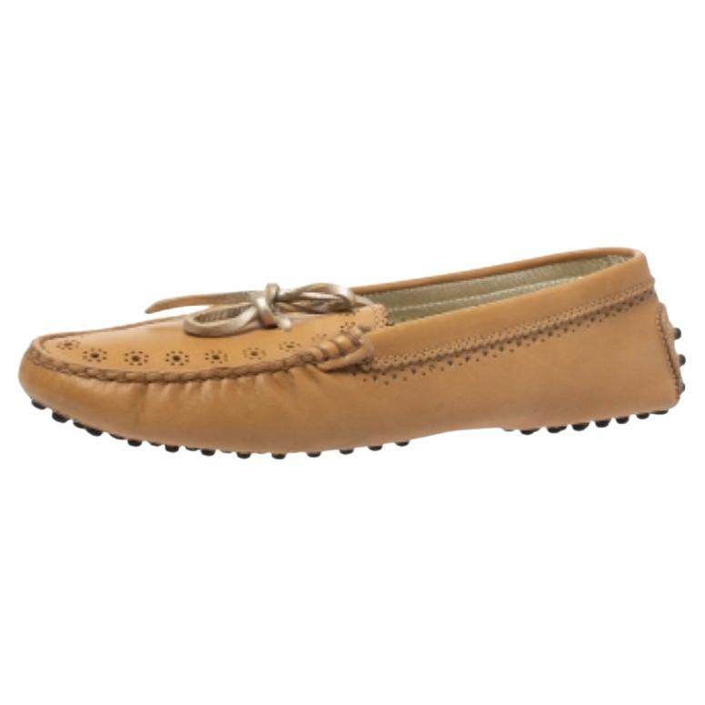 Tod's Tan Perforated Leather Bow Loafers Size 37.5 For Sale