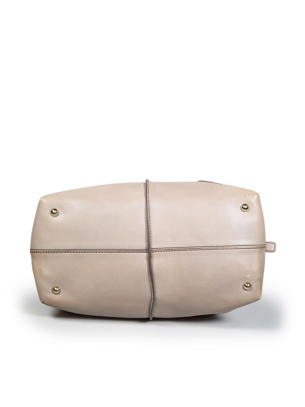 Tod's Taupe Leather D-Styling Tote In Good Condition In London, GB