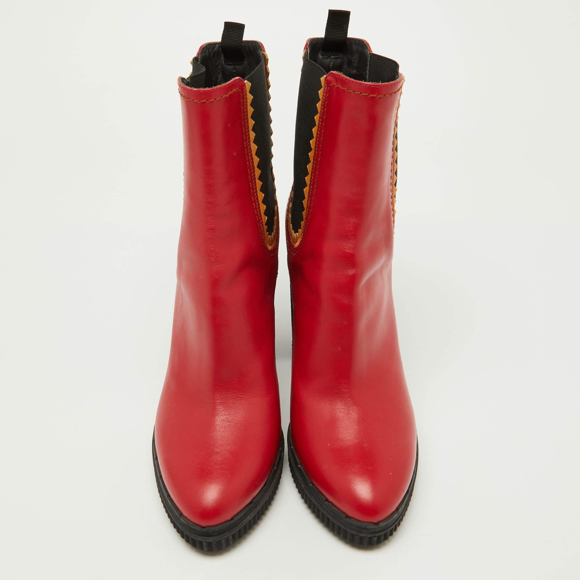 Tod's Tri Color Leather Block Heel Ankle Length Boots Size 38 In Good Condition In Dubai, Al Qouz 2