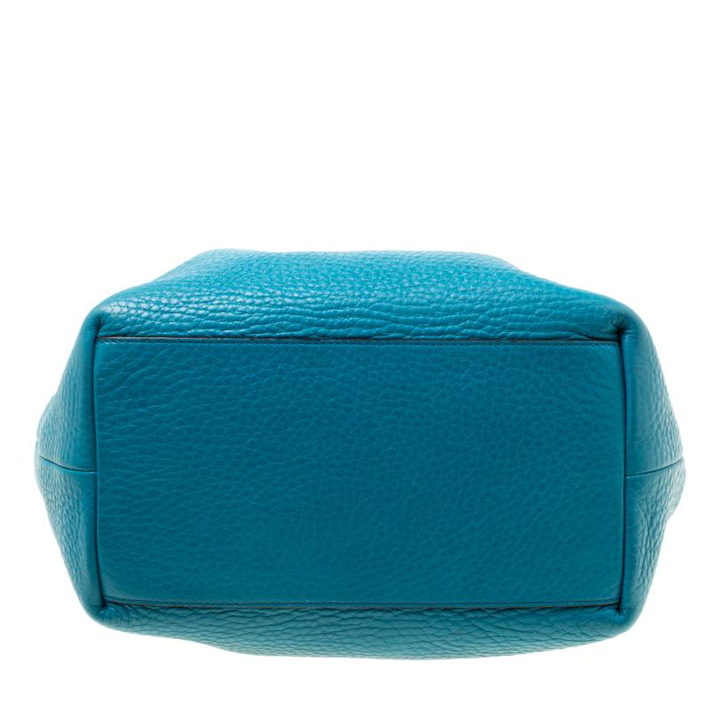 Tod's Turquoise Leather Top Handle Shoulder Bag In Good Condition In Dubai, Al Qouz 2