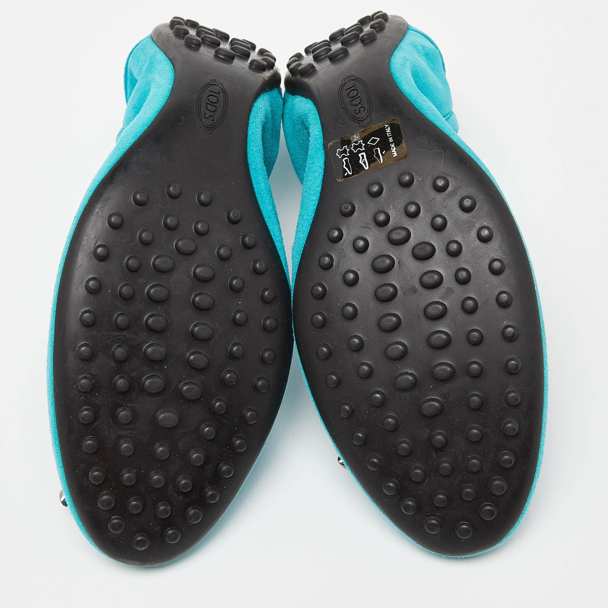 Tod's Turquoise Suede Scrunch Ballet Flats Size 37.5 For Sale 1
