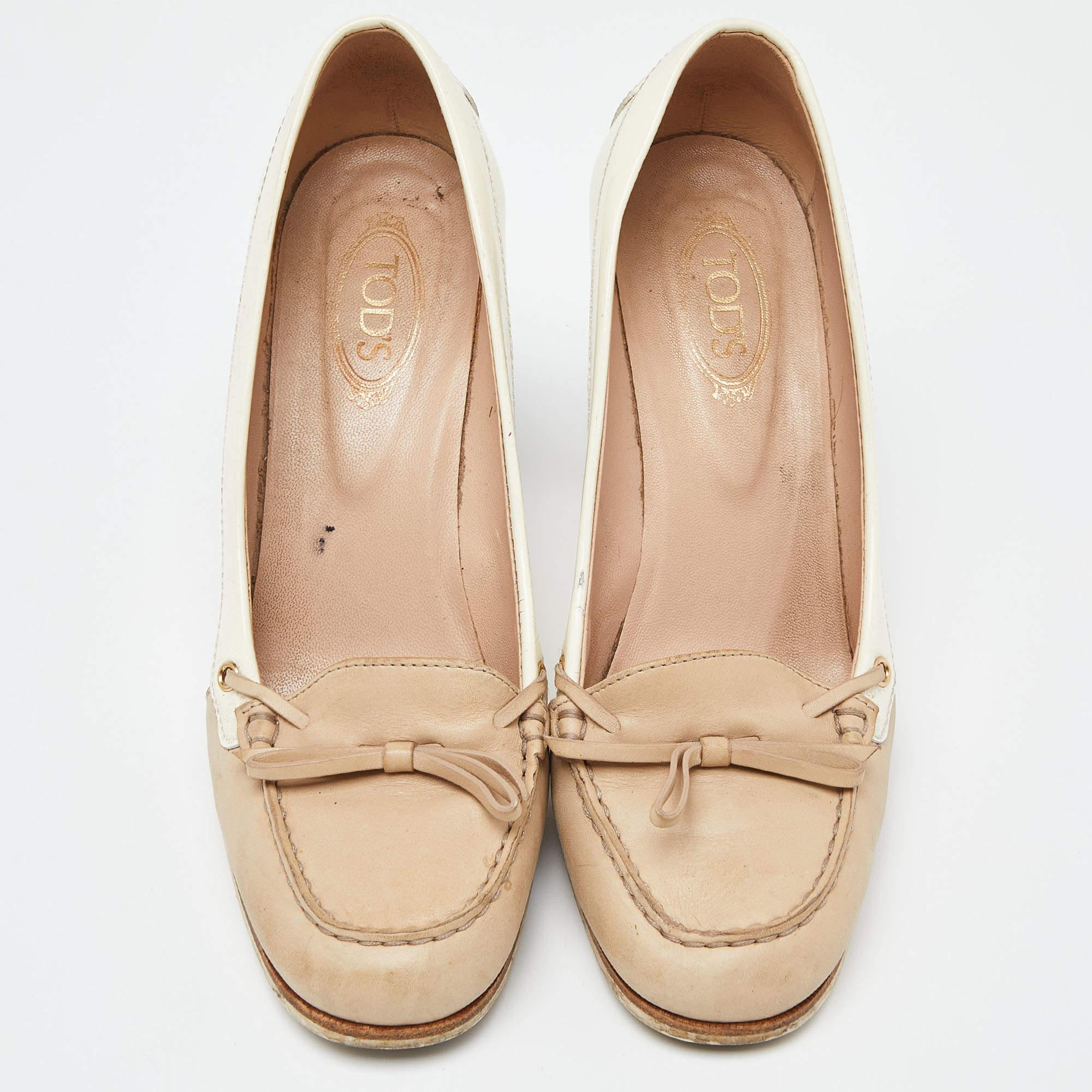 Bombas Tod's con tacón bloque de charol y piel beige bicolor talla 38 Beige en venta