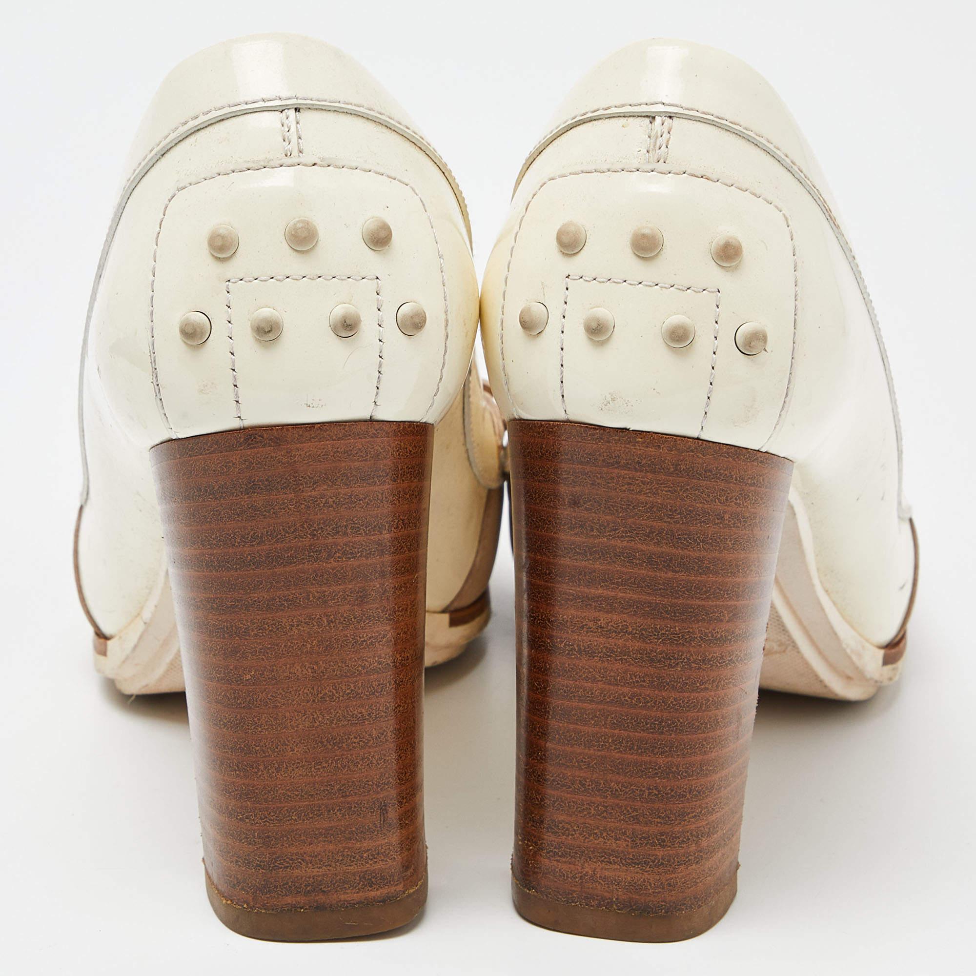 De las mujeres Bombas Tod's con tacón bloque de charol y piel beige bicolor talla 38 en venta