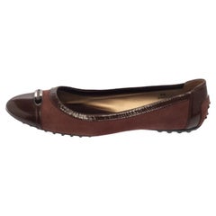 Tod's Two Tone Brown Suede and Patent Leather Cap Toe Ballet Flats Size 39