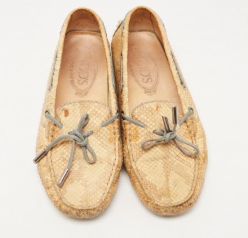 Tod's Two Tone Python Bow Loafers Size 35.5 For Sale 2