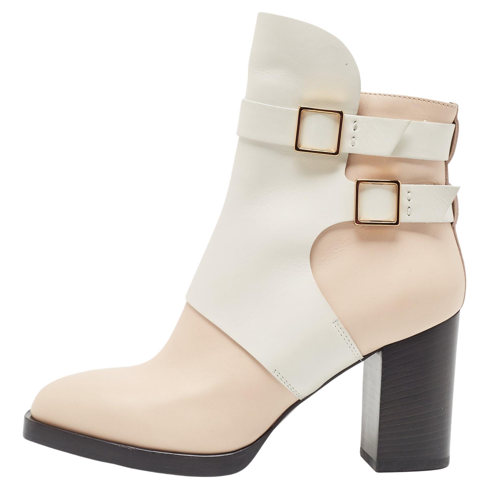 Tod's White/Beige Leather Buckle Detail Block Heel Ankle Boots Size 38.5 For Sale