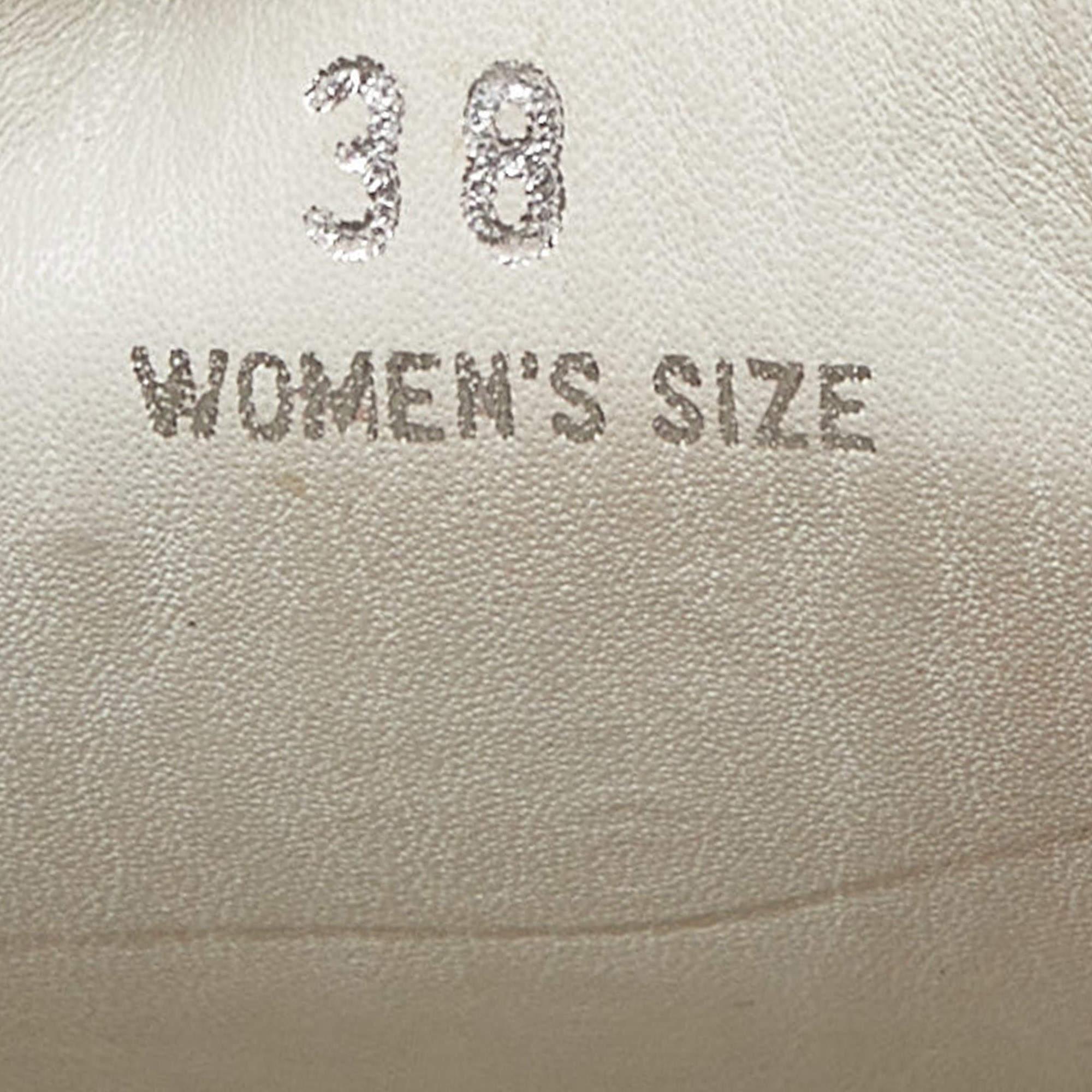 Tod's White Leather Espadrille Flat Size 38 For Sale 3