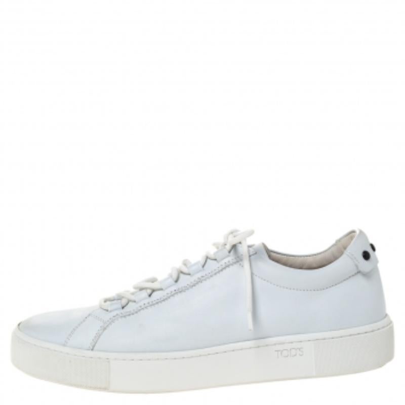 Tod's Weiße Low Top-Spitzen-Turnschuhe aus Leder Größe 39,5 (Grau) im Angebot