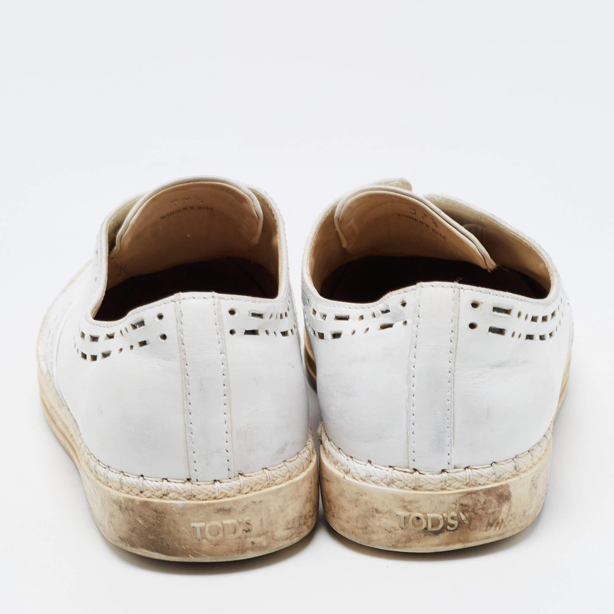 Tod's White Leather Slip on Loafers Size 37.5 For Sale 1