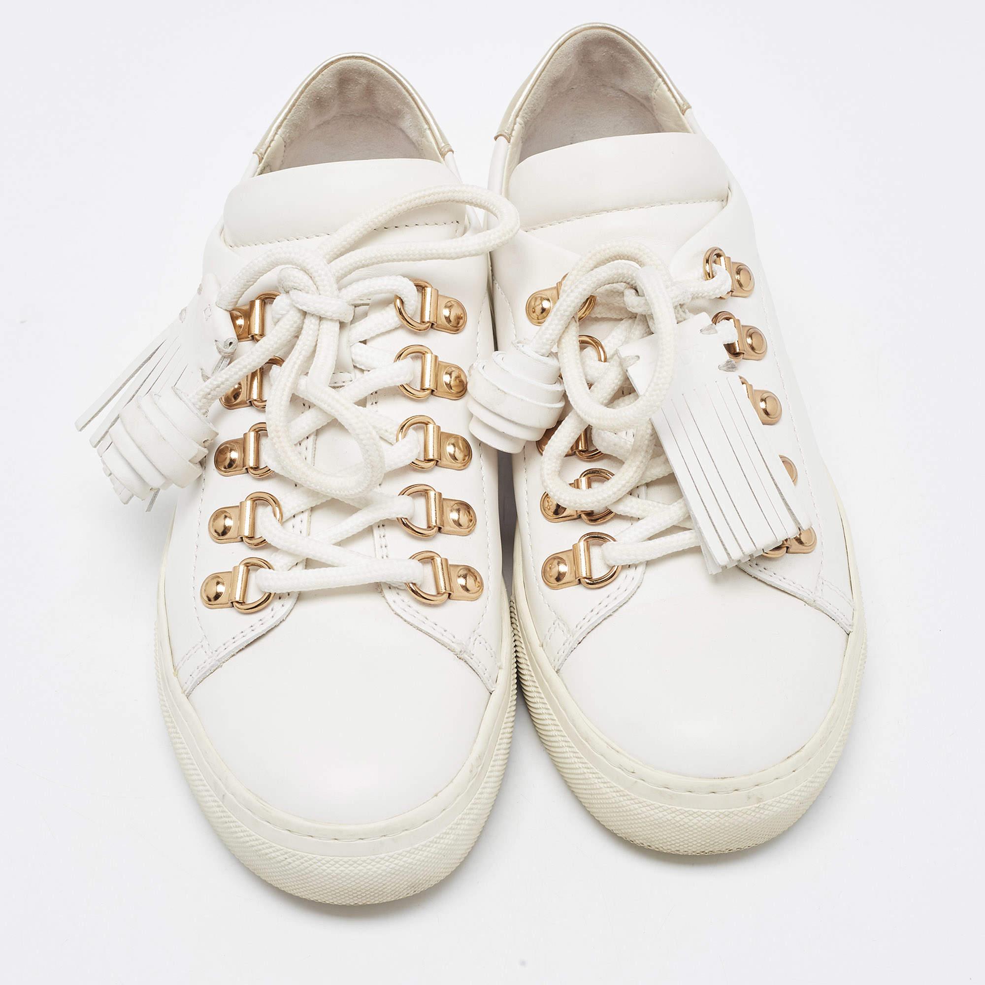 Bianco Tod's White Leather Tassel Lace Up Sneakers Taglia 34.5 in vendita