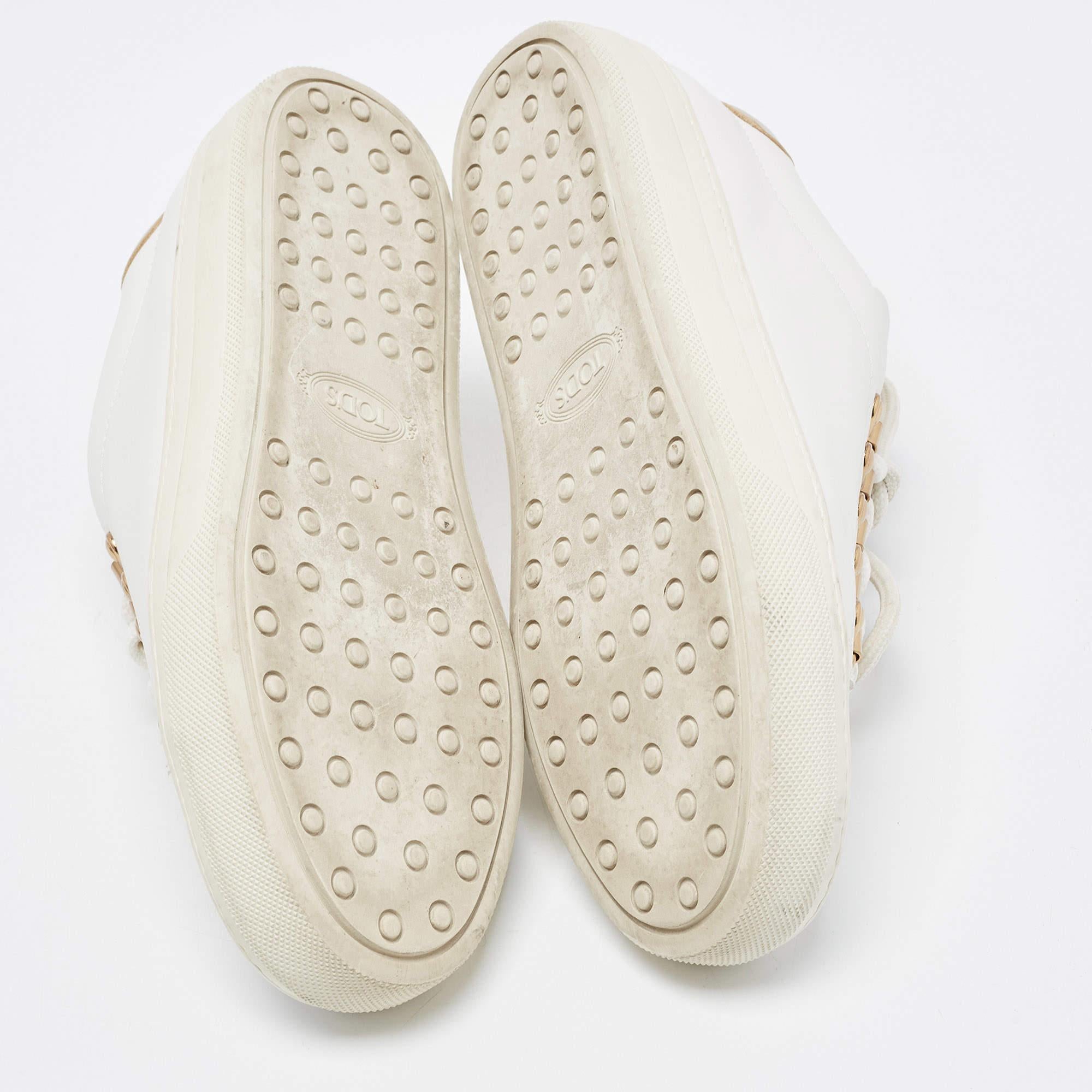 Tod's White Leather Tassel Lace Up Sneakers Taglia 34.5 in vendita 1