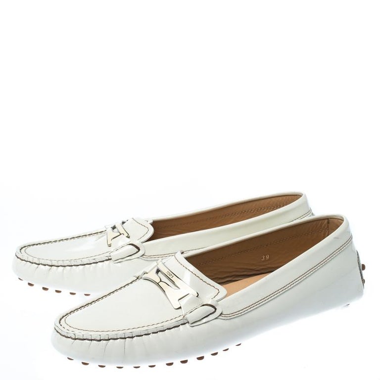 tods patent loafers