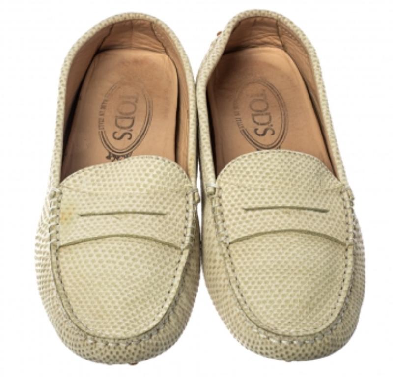 Tod's White Snake Embossed Leather Penny Loafers Size 36.5 For Sale 1