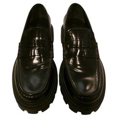 Tods Women's Gomma Pasente Glossy Loafers - Excellent Condition size 38