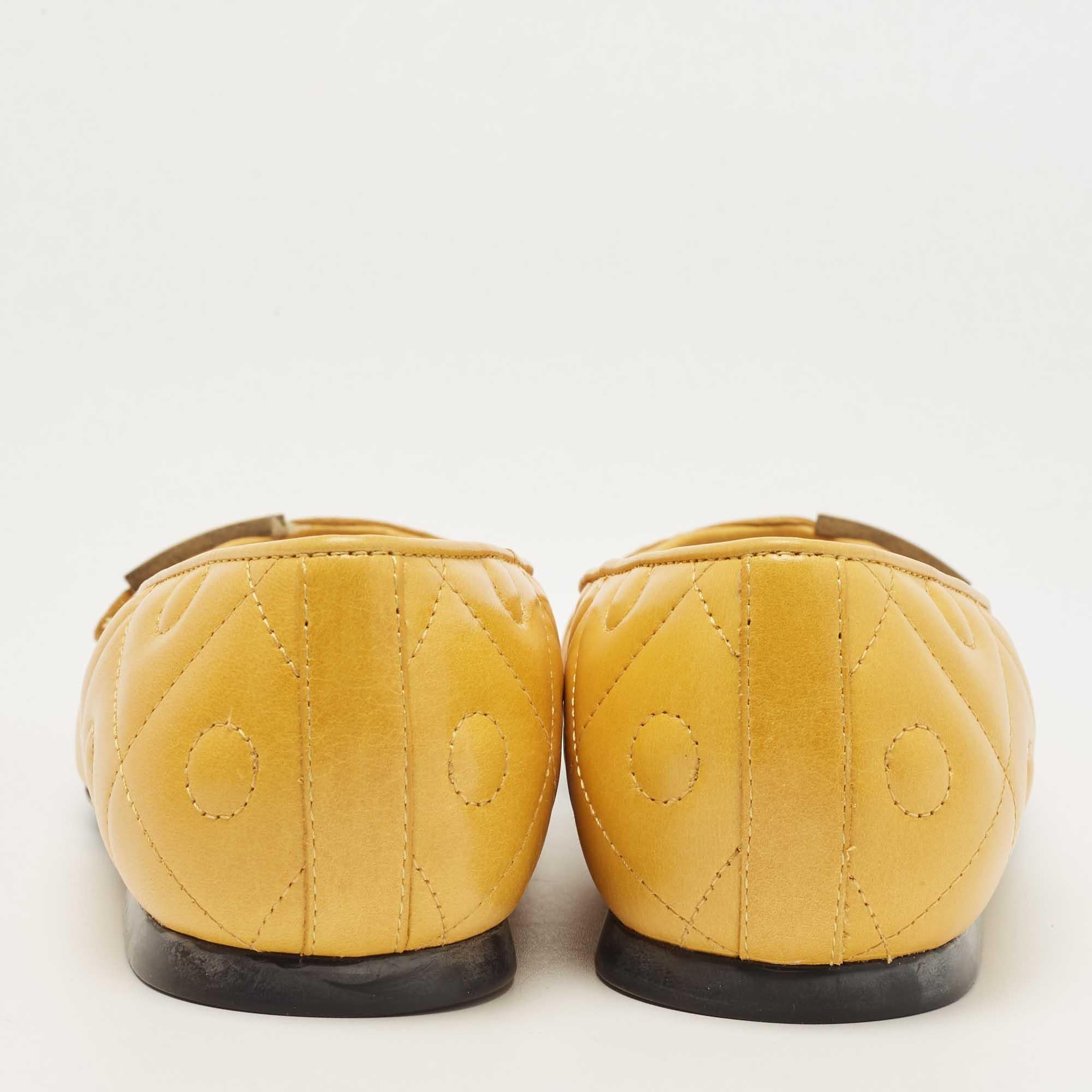 Tod's Yellow Quilted Leather T Ballet Flats Size 36.5 For Sale 3