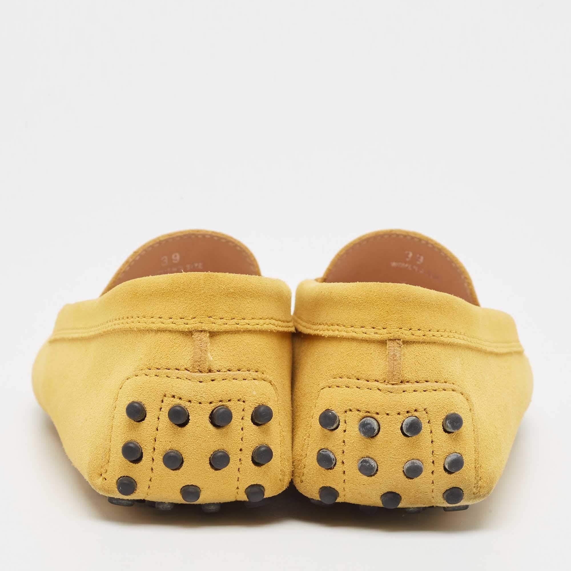 Tod's Yellow Suede Driving Loafers Size 39 For Sale 1
