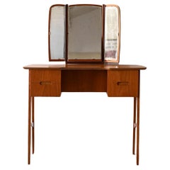 Scandinavian dressing table with mirror