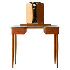 Toeletta vintage con specchio