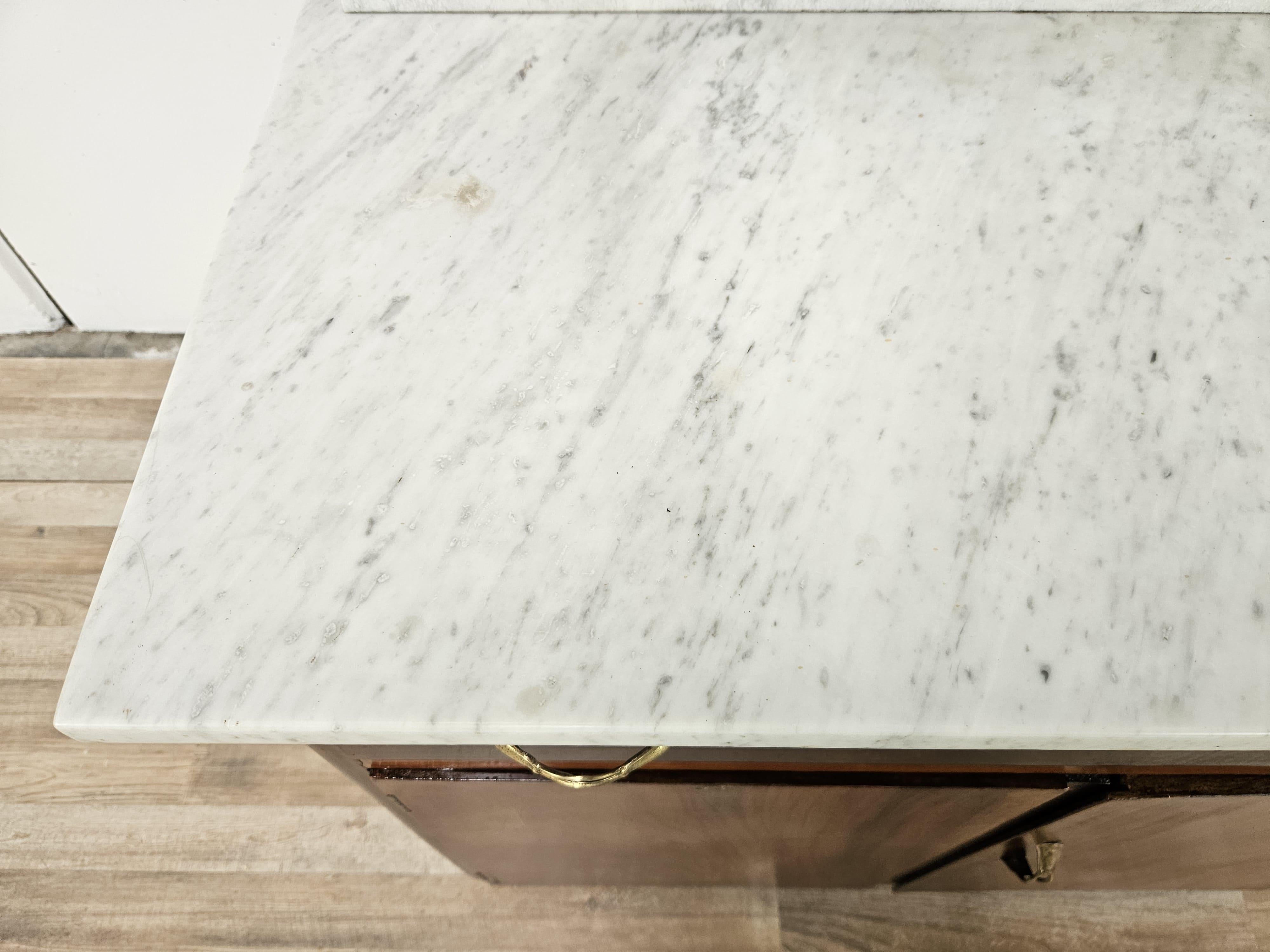 Art Deco dressing table with white marble and 1940s mirror For Sale 5