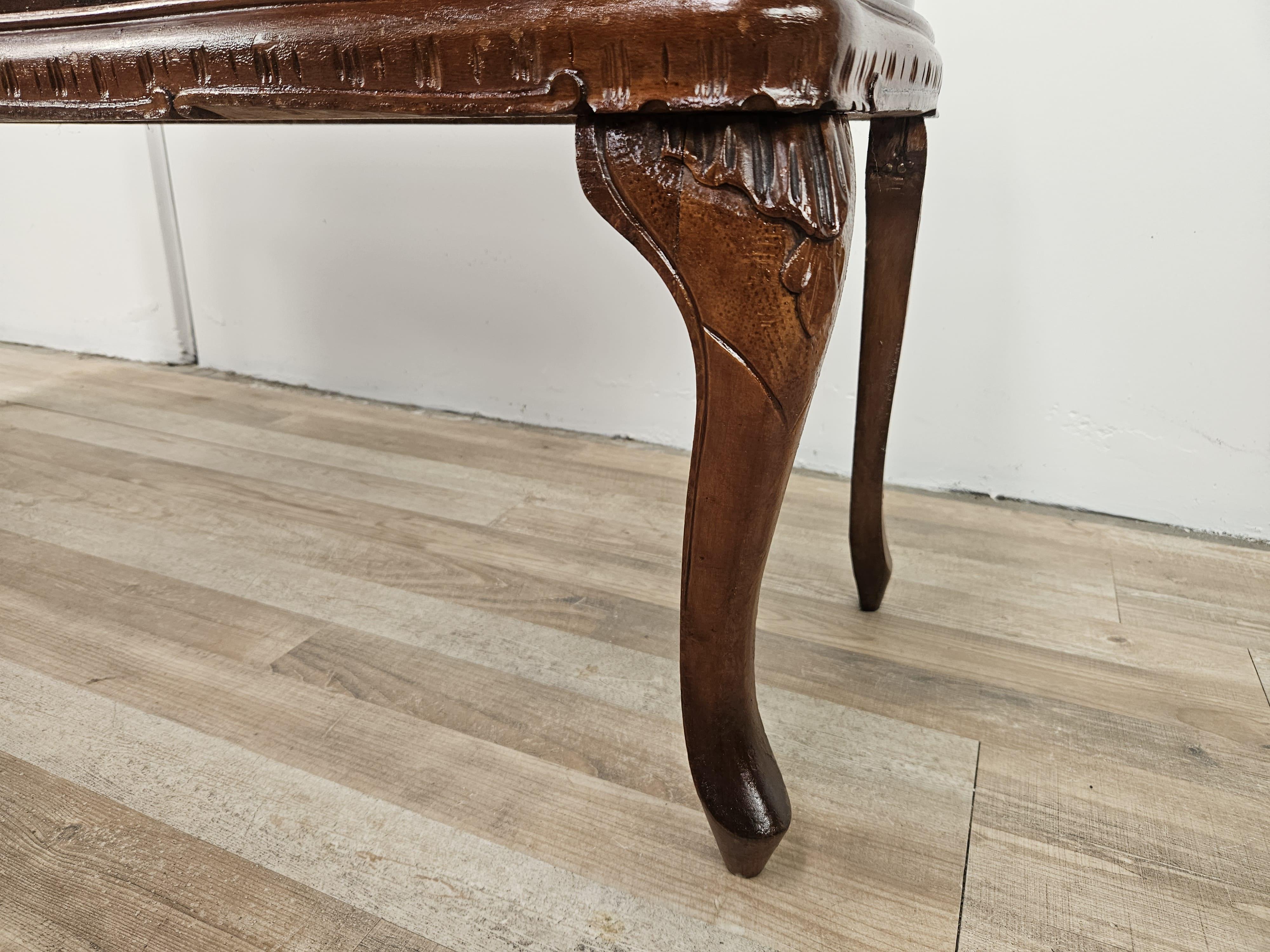 WC bas en noyer de style Chippendale 1930 20e siècle en vente 5