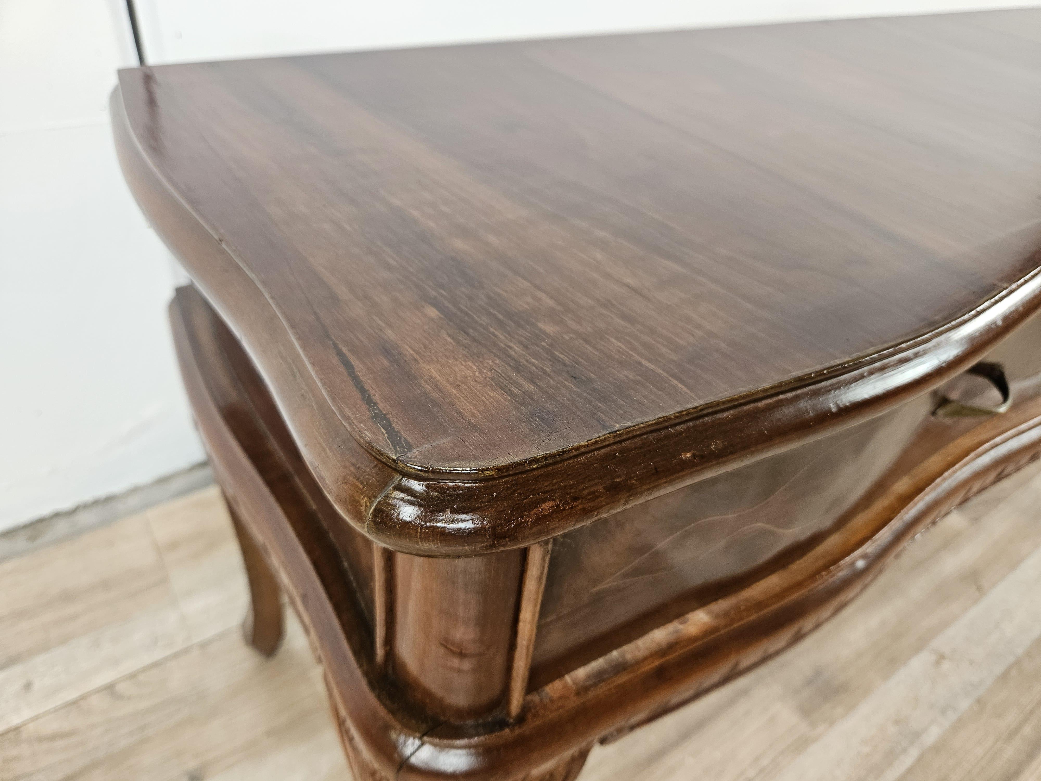 WC bas en noyer de style Chippendale 1930 20e siècle Bon état - En vente à Premariacco, IT
