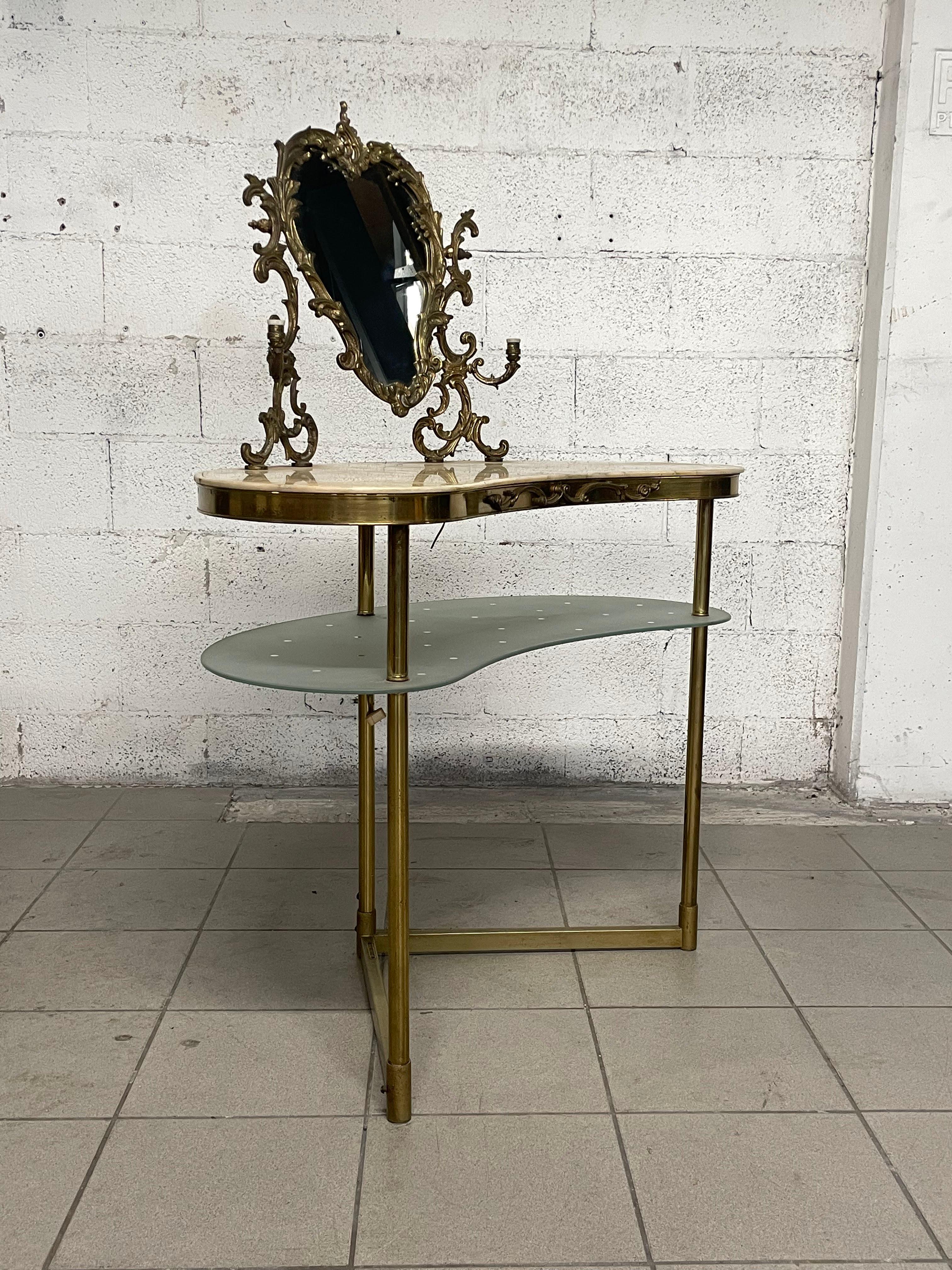 1940s - 1950s makeup dressing table made of brass and marble For Sale 7