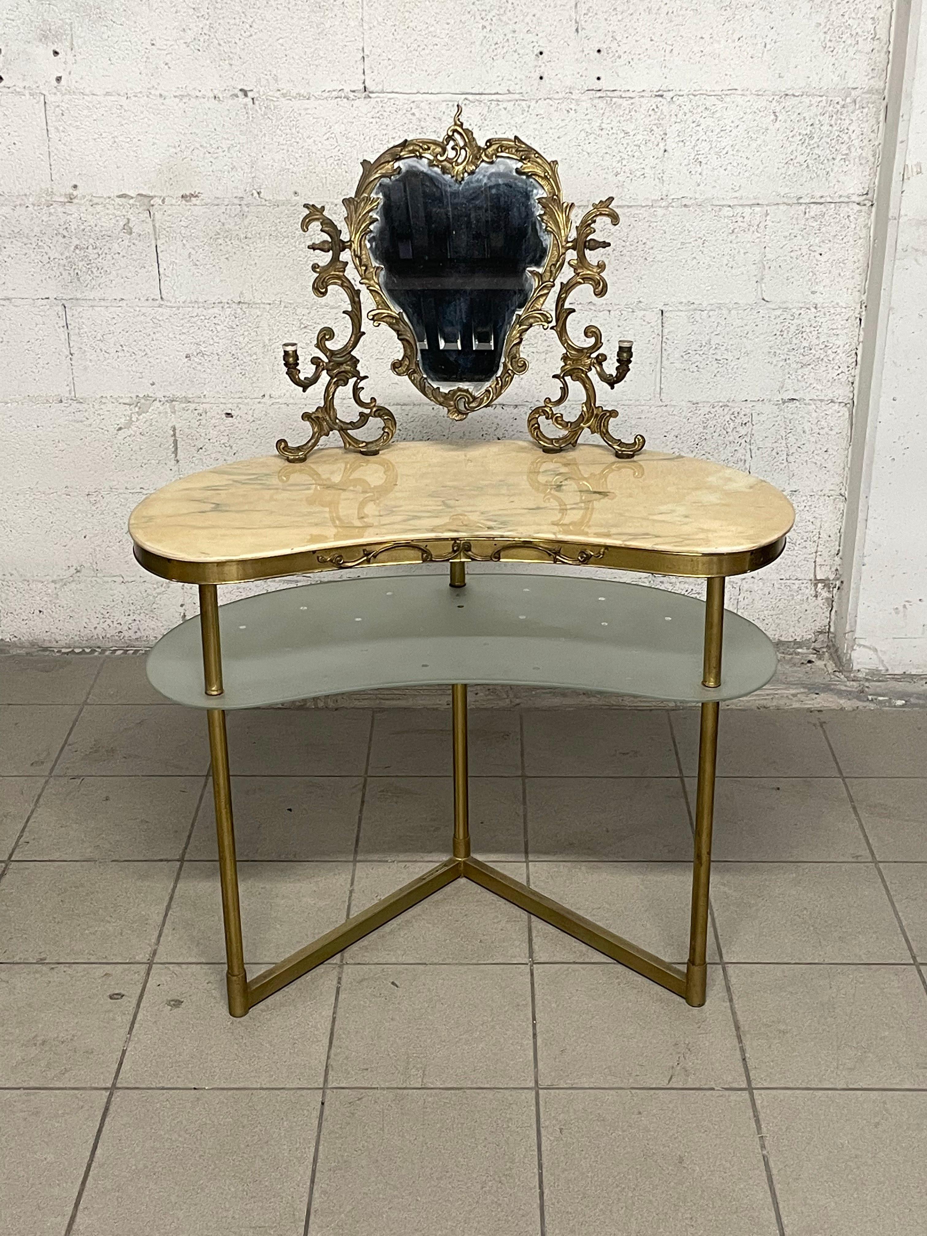 Mid-Century Modern 1940s - 1950s makeup dressing table made of brass and marble For Sale
