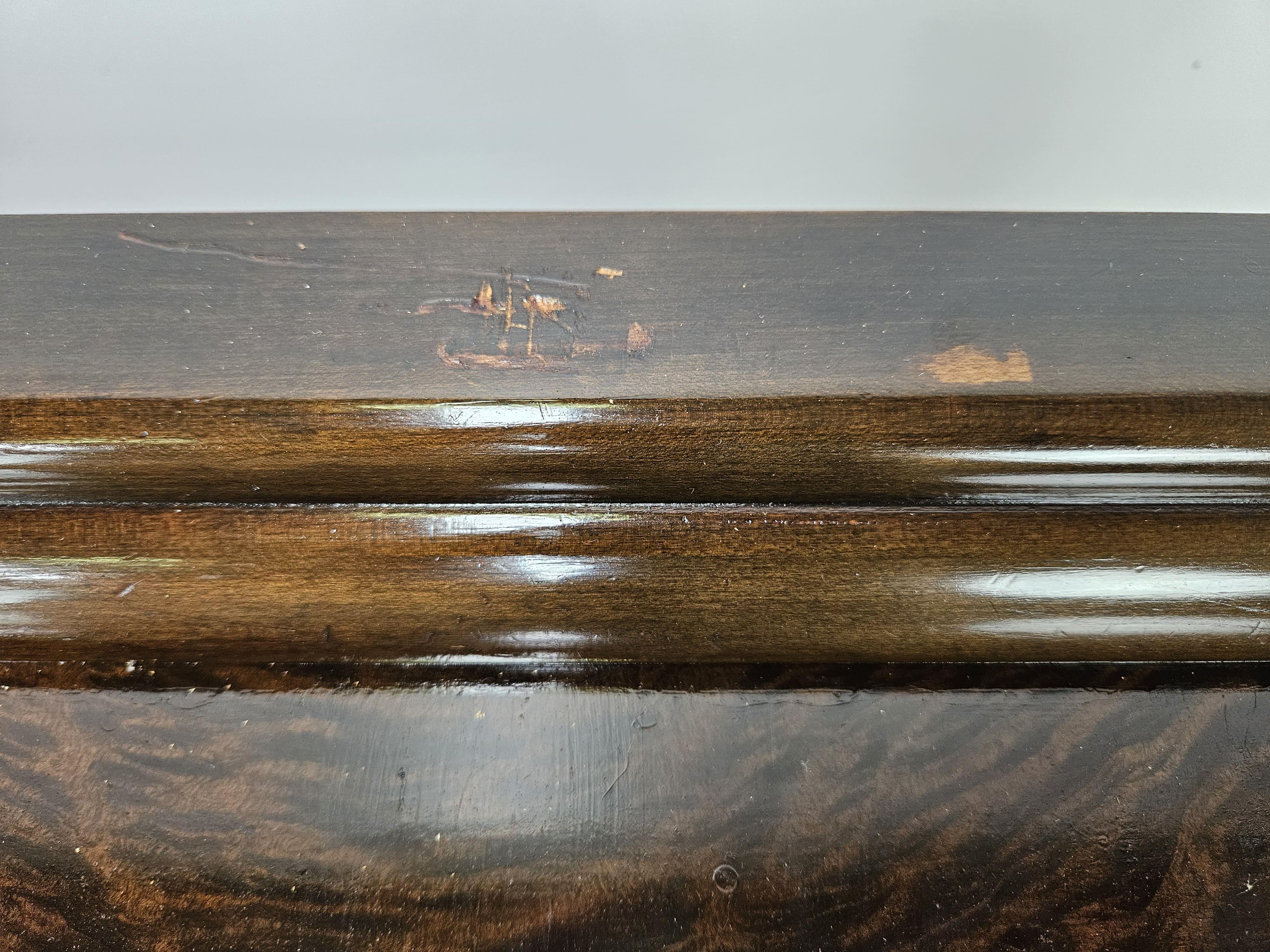 Legno Toelette in radica di noce con ante e cassetti Art Decò in vendita