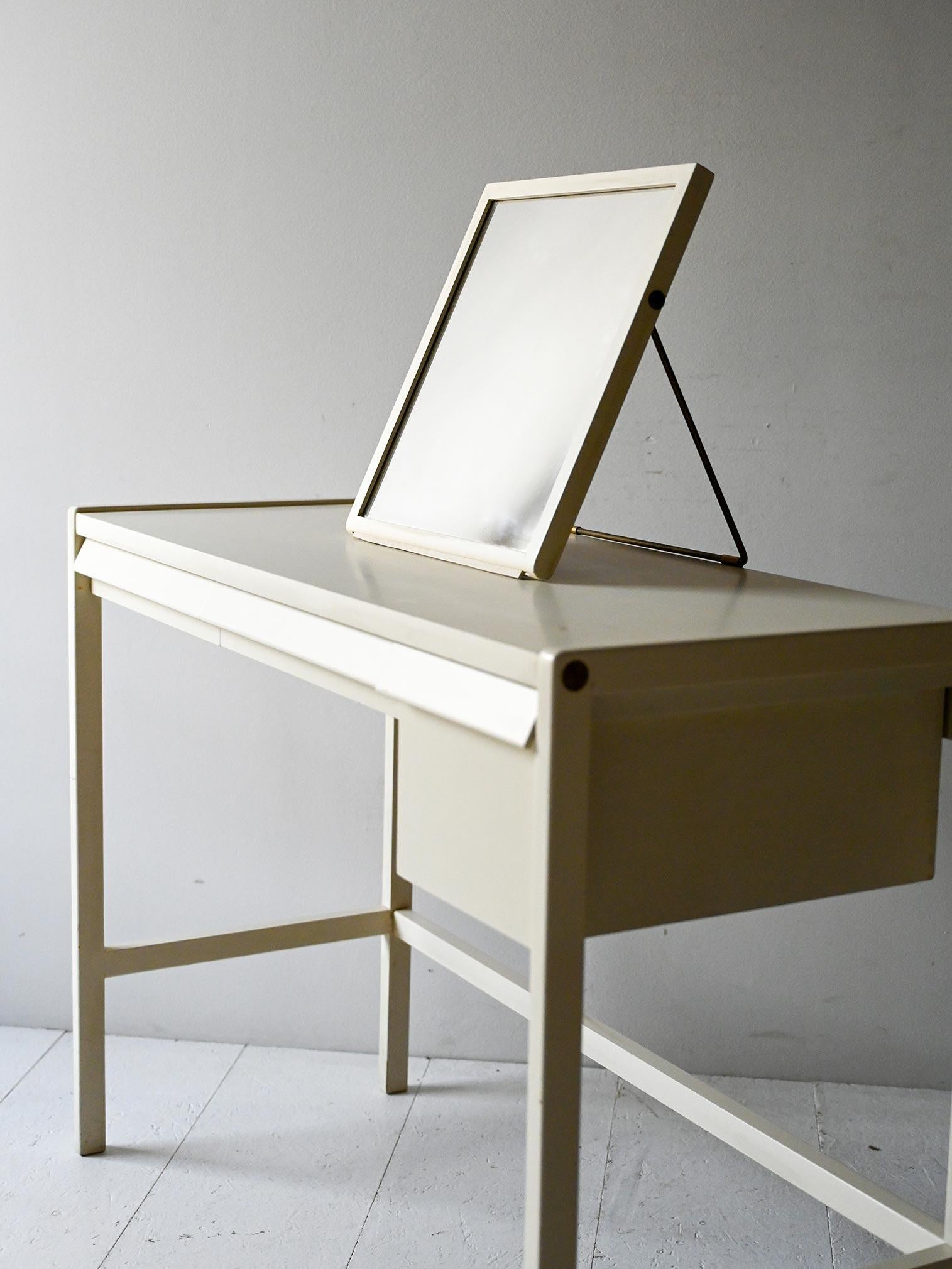 Vintage Scandinavian dressing table by Bertil Fridhagen for Bodafors In Good Condition For Sale In Brescia, IT