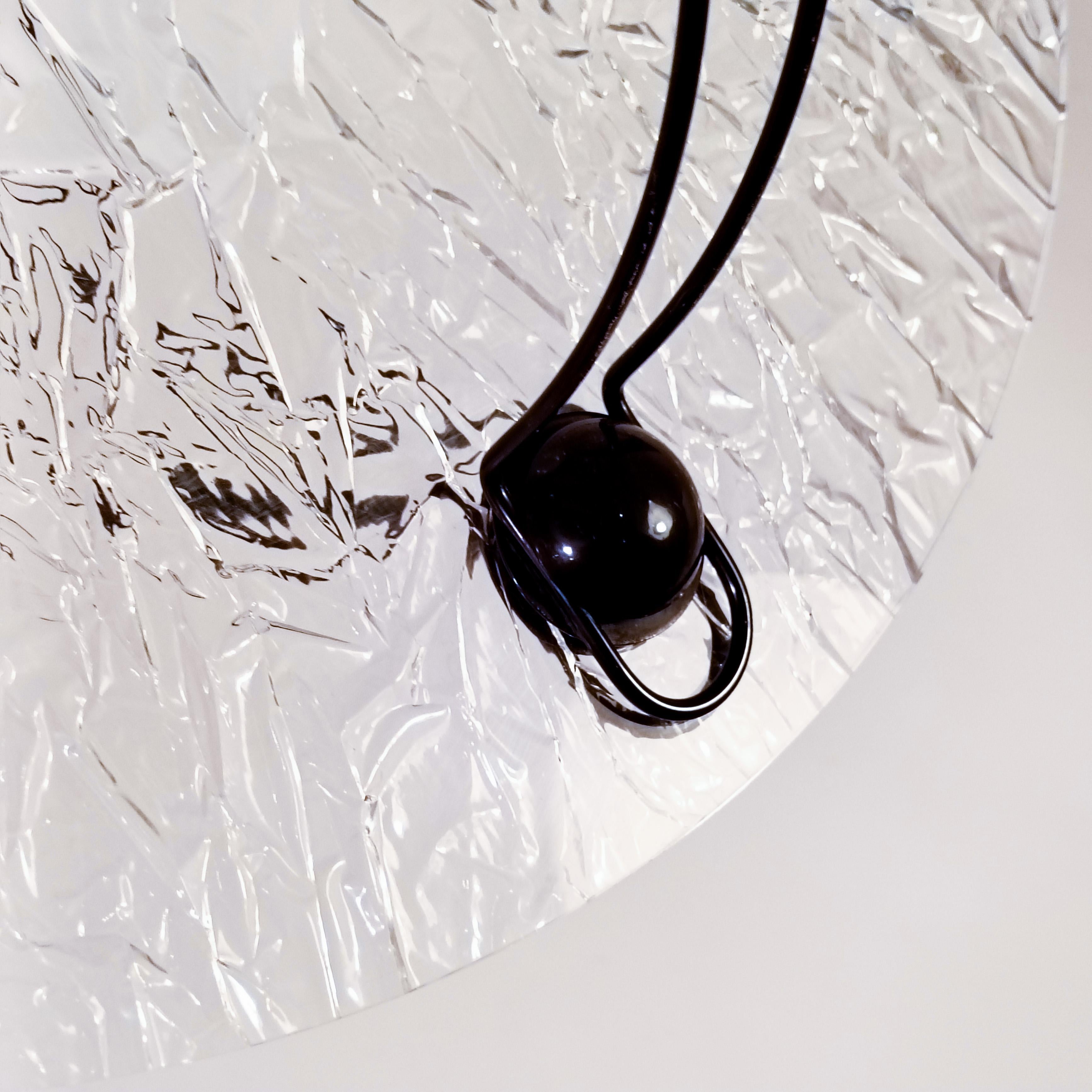 Toffoli. 1 of 2 Memphis and Pop Art style pendant lamp, Italy, 1980s. in vendita 4