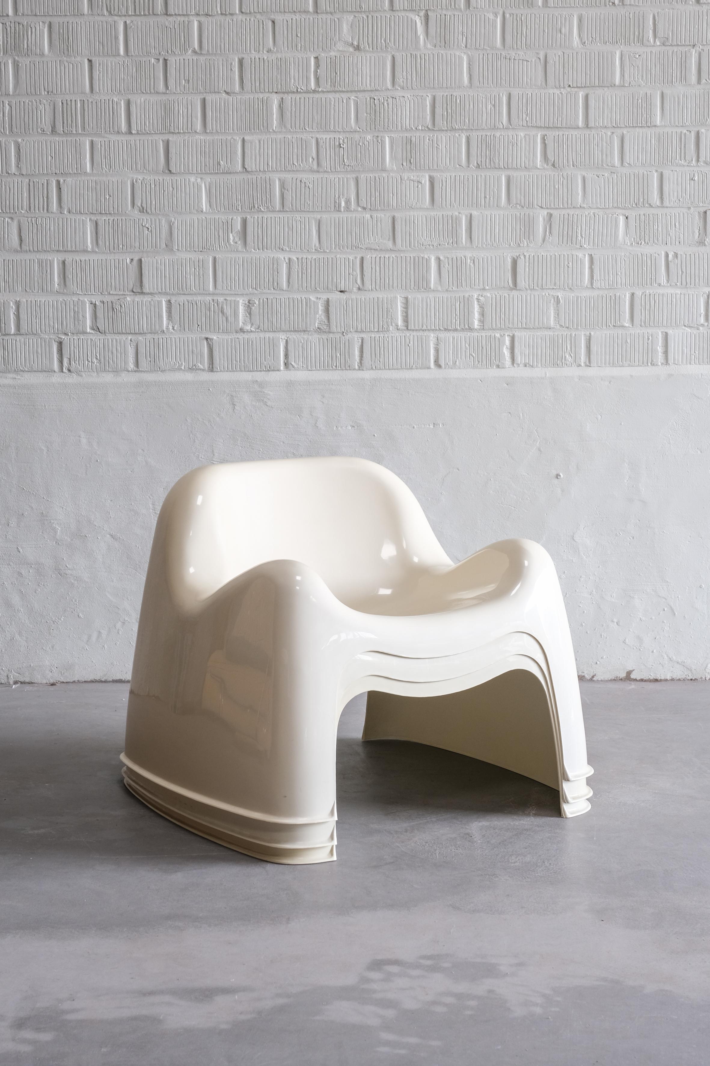 Toga Chair by Sergio Mazza for Artemide 5