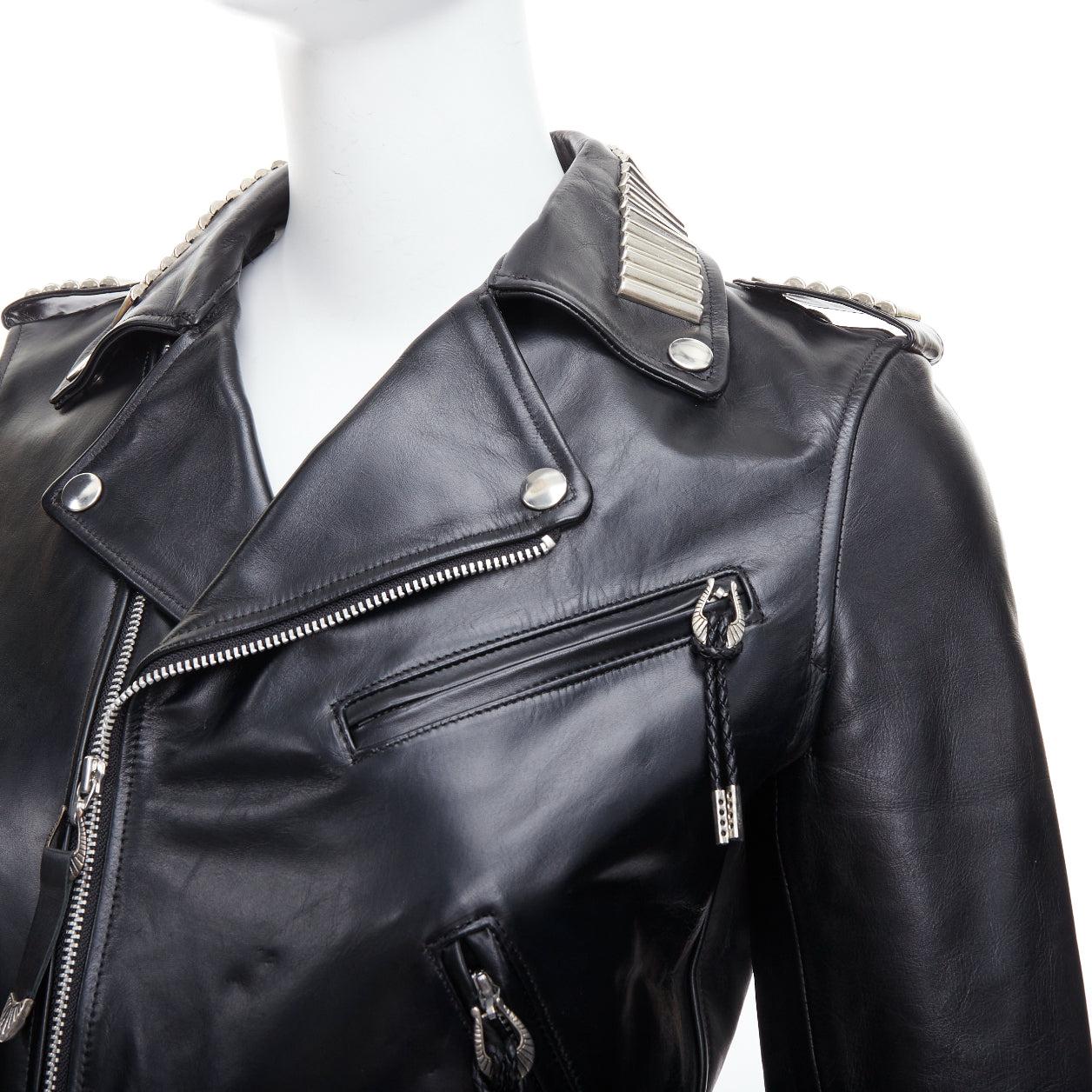 TOGA PULLA nera in pelle bovina con logo argento charm zip crop biker FR36 S in vendita 2