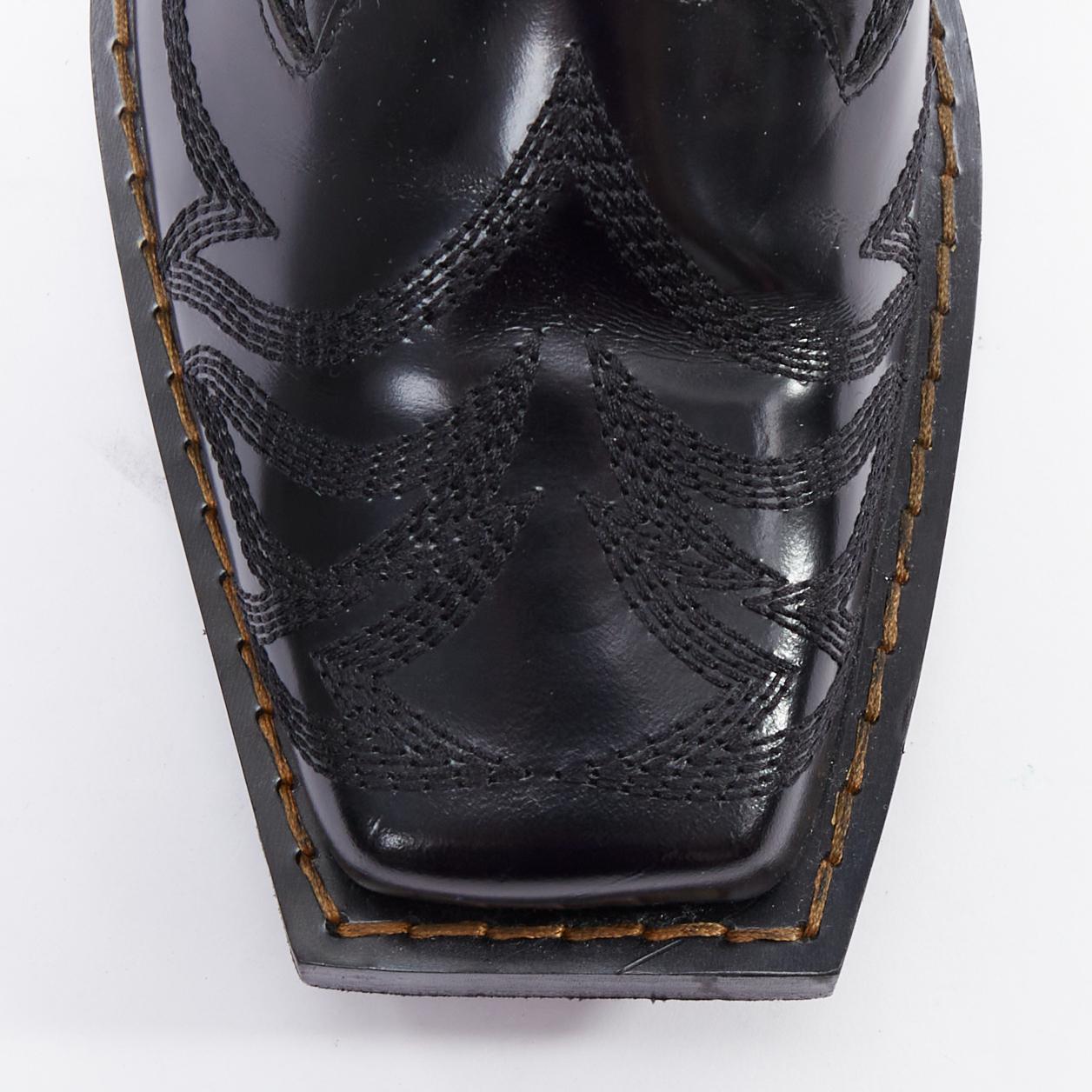 TOGA PULLA PORTER bottes de cow-boy noires à bouts d'aile avec boucle argentée EU38 en vente 1