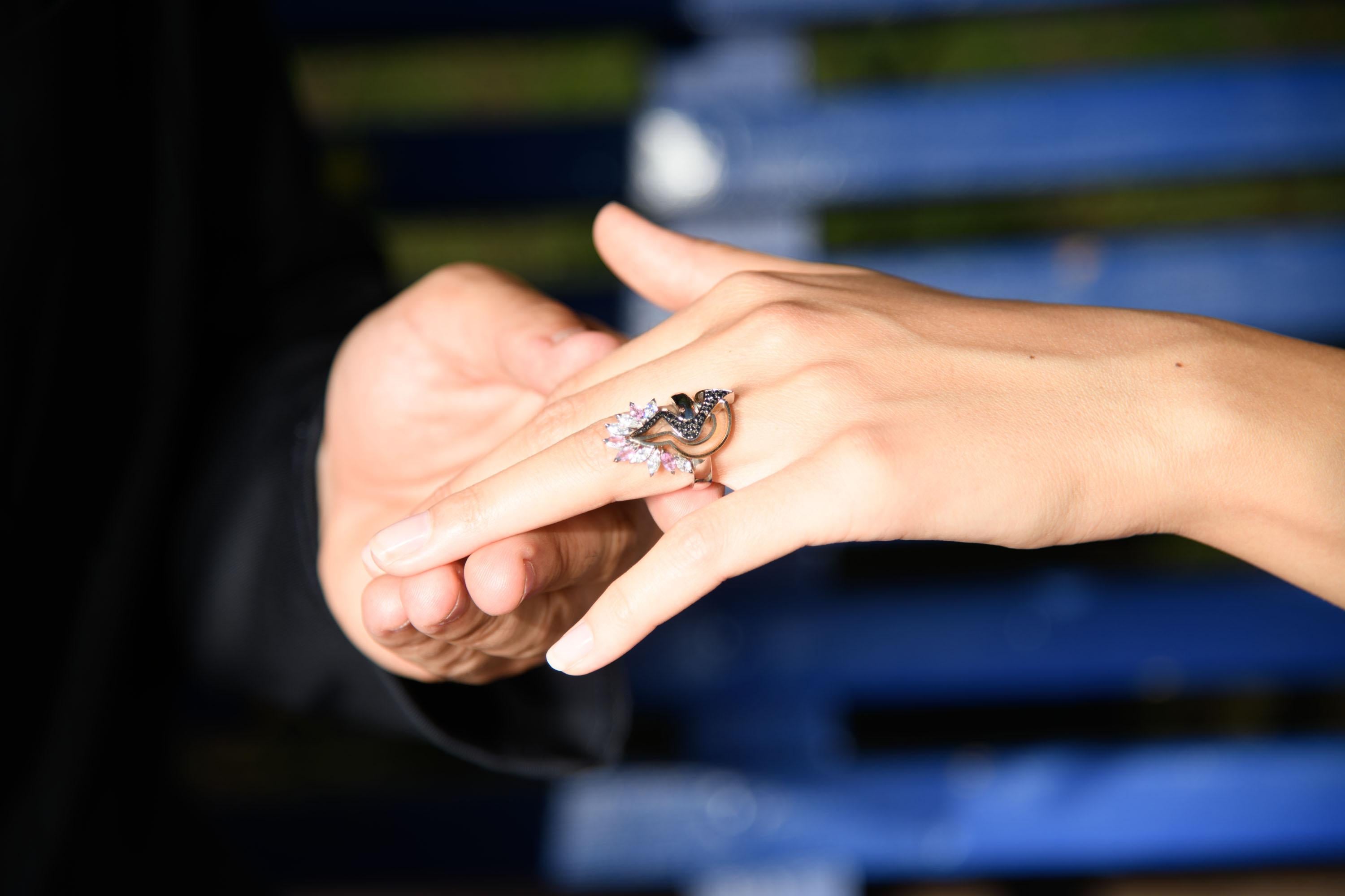 This 18k, Rose & White golden ring is A PIECE OF THE SET called 