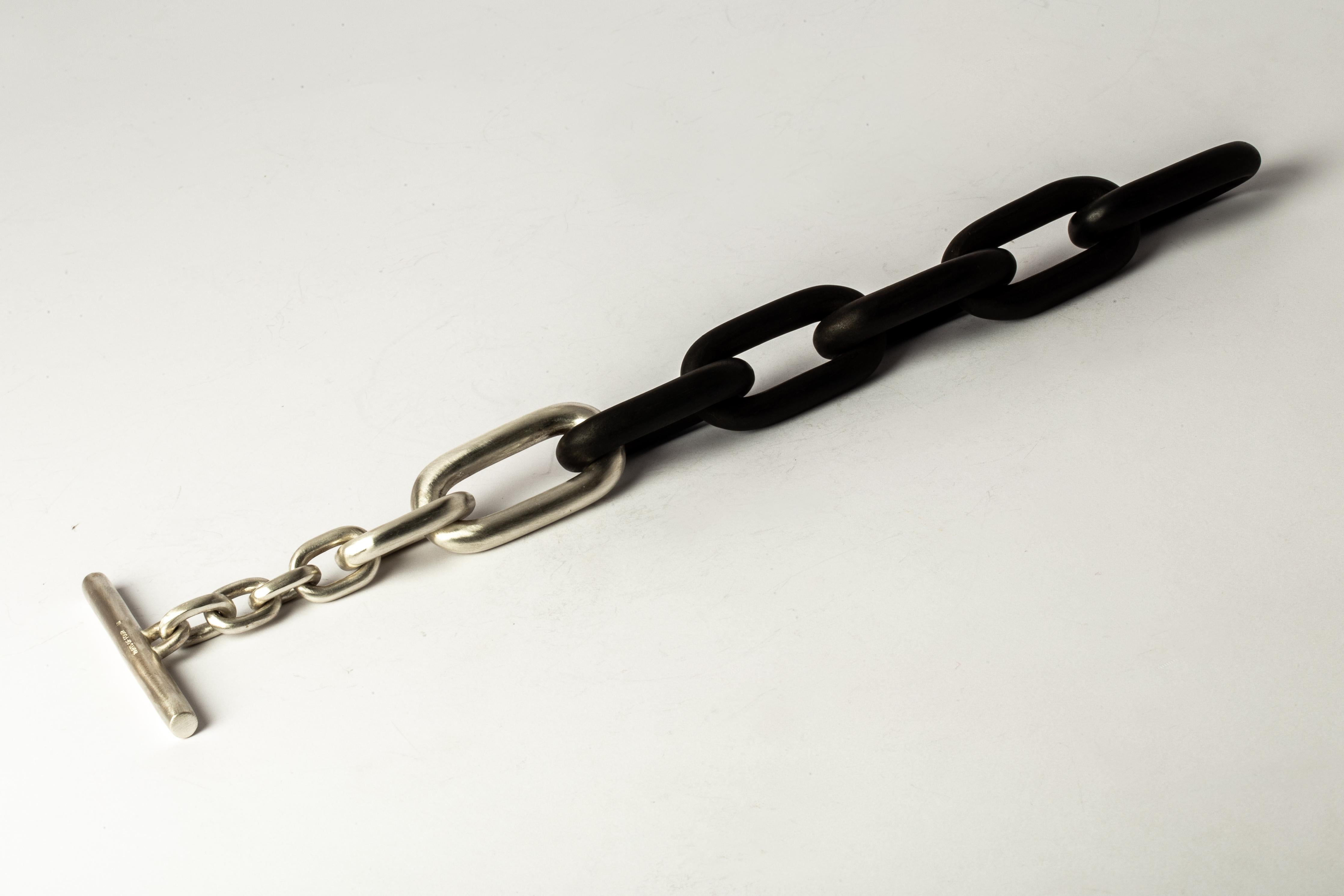 Women's or Men's Toggle Chain Bracelet (Medium Links, KU+MA) For Sale