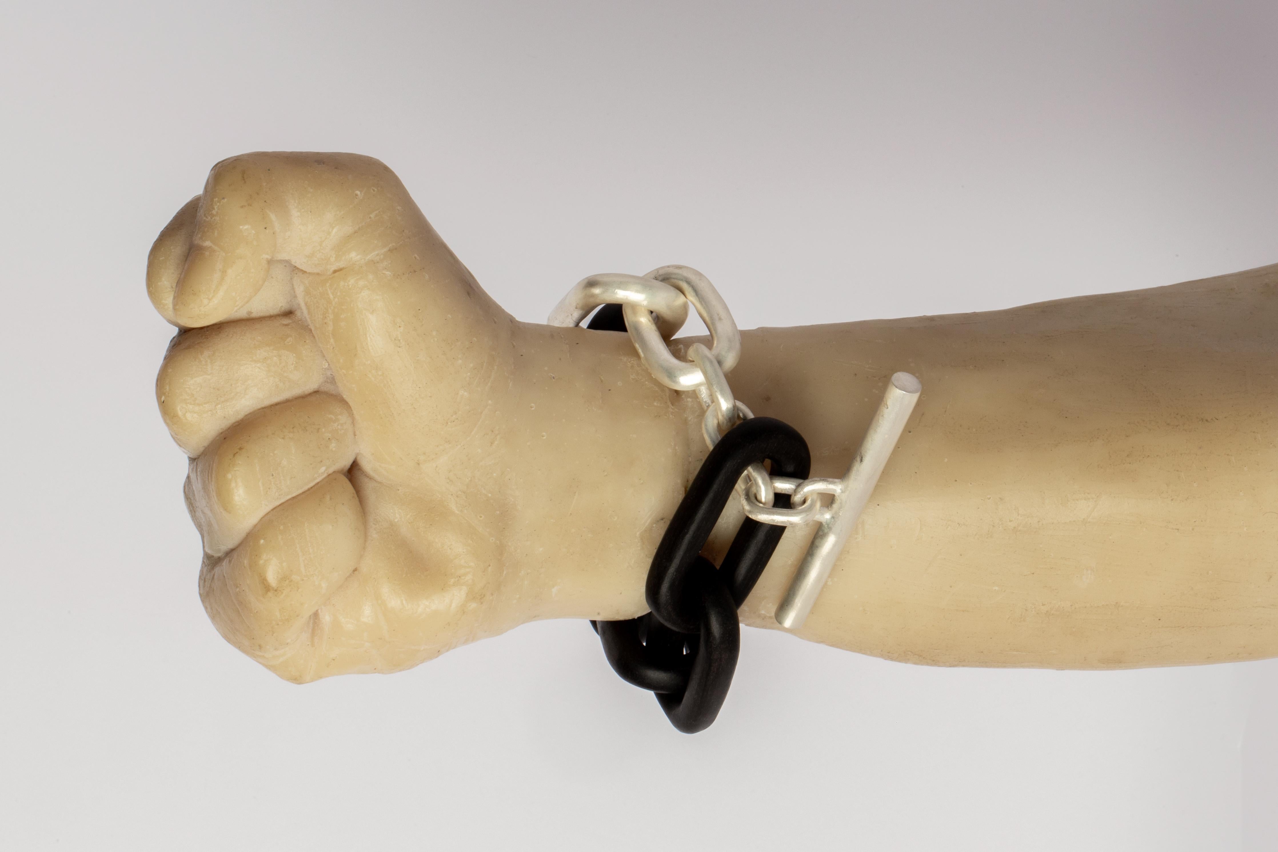 Toggle Chain Bracelet (Medium Links, KU+MA) For Sale 5