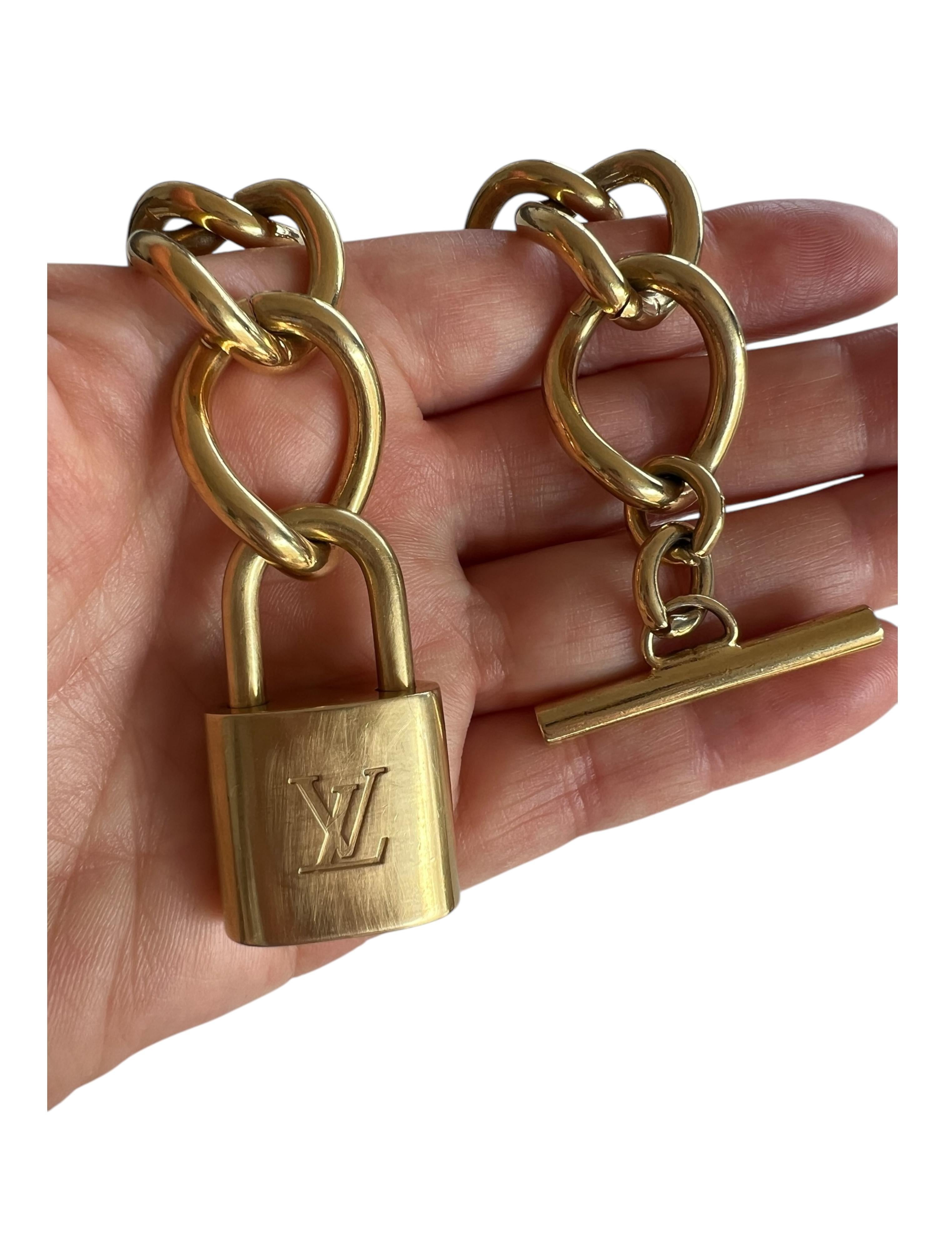 Toggle Chain Choker Chunky Heavy Statement Necklace W/ LV Lock Key For Sale 6