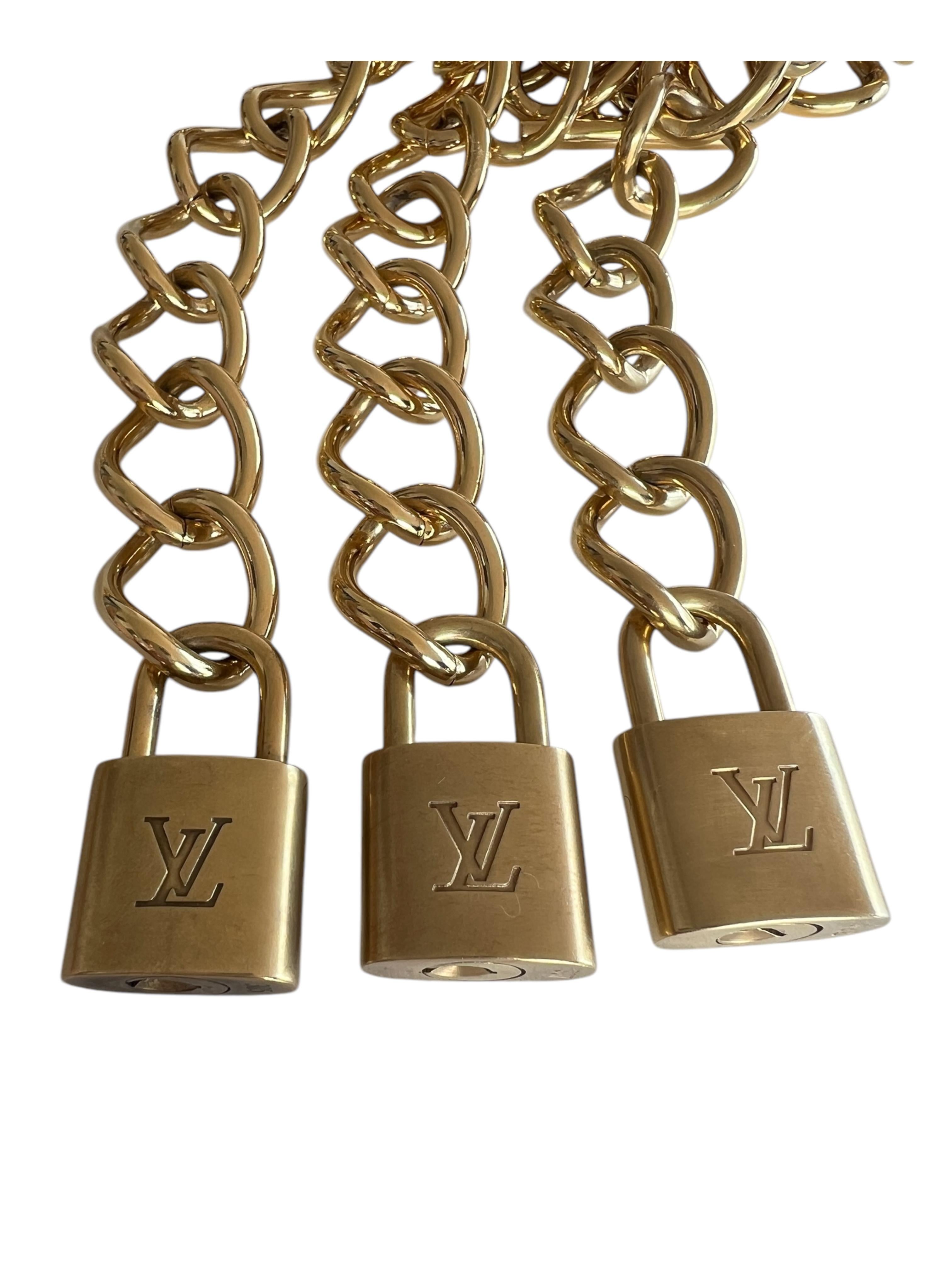 Toggle Chain Choker Chunky Heavy Statement Necklace W/ LV Lock Key For Sale 7