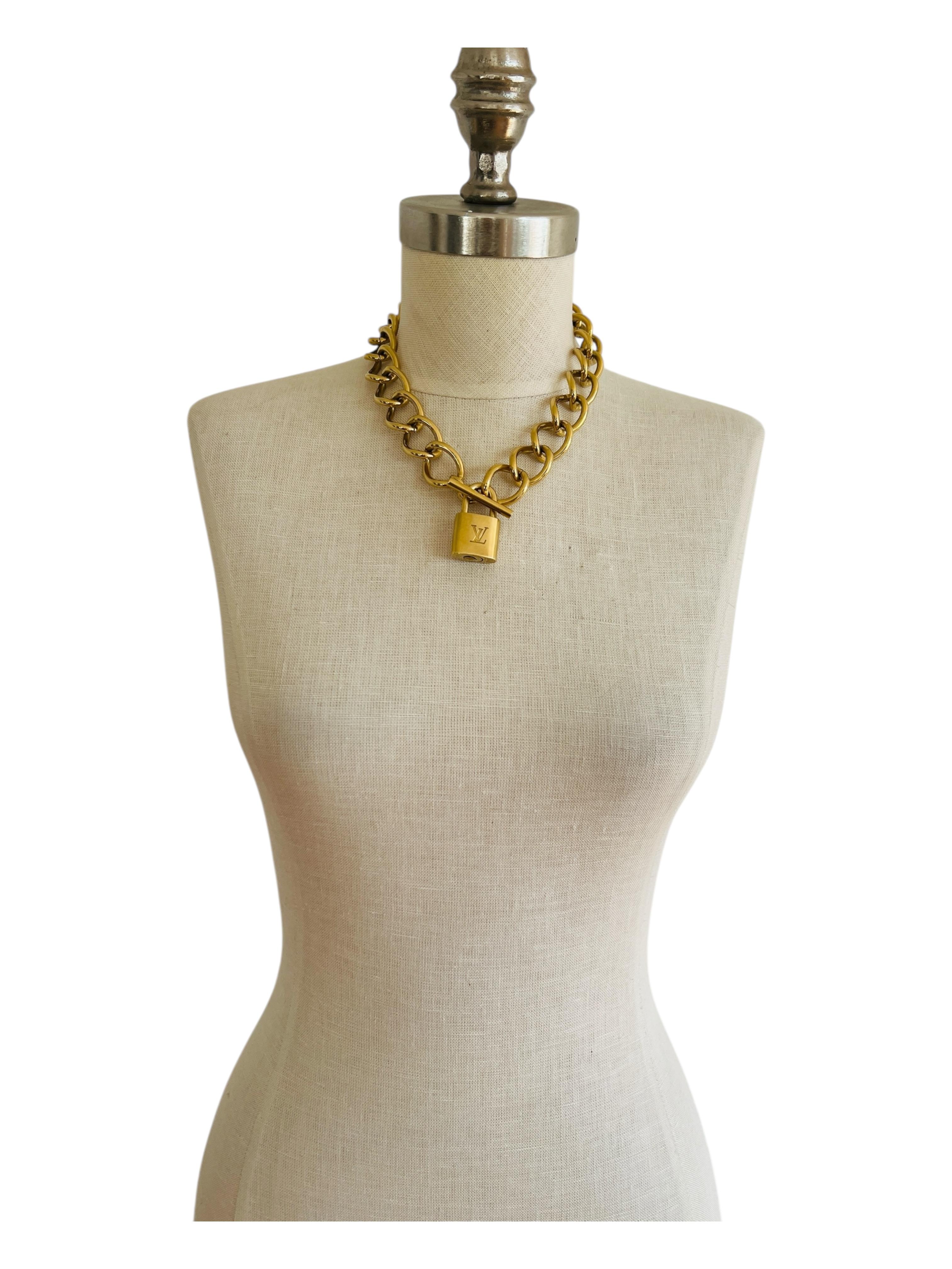Toggle Chain Choker Chunky Heavy Statement Necklace W/ LV Lock Key For Sale 1