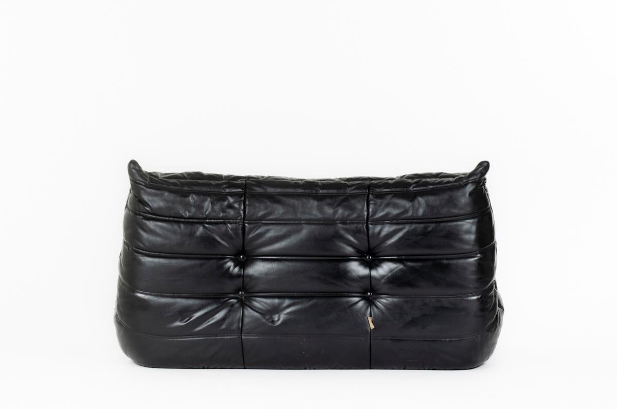 French Togo 2-seat sofa in black leather by Michel Ducaroy for Ligne Roset 1970 For Sale