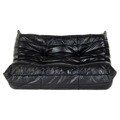 Retro Togo 2-seat sofa in black leather by Michel Ducaroy for Ligne Roset 1970