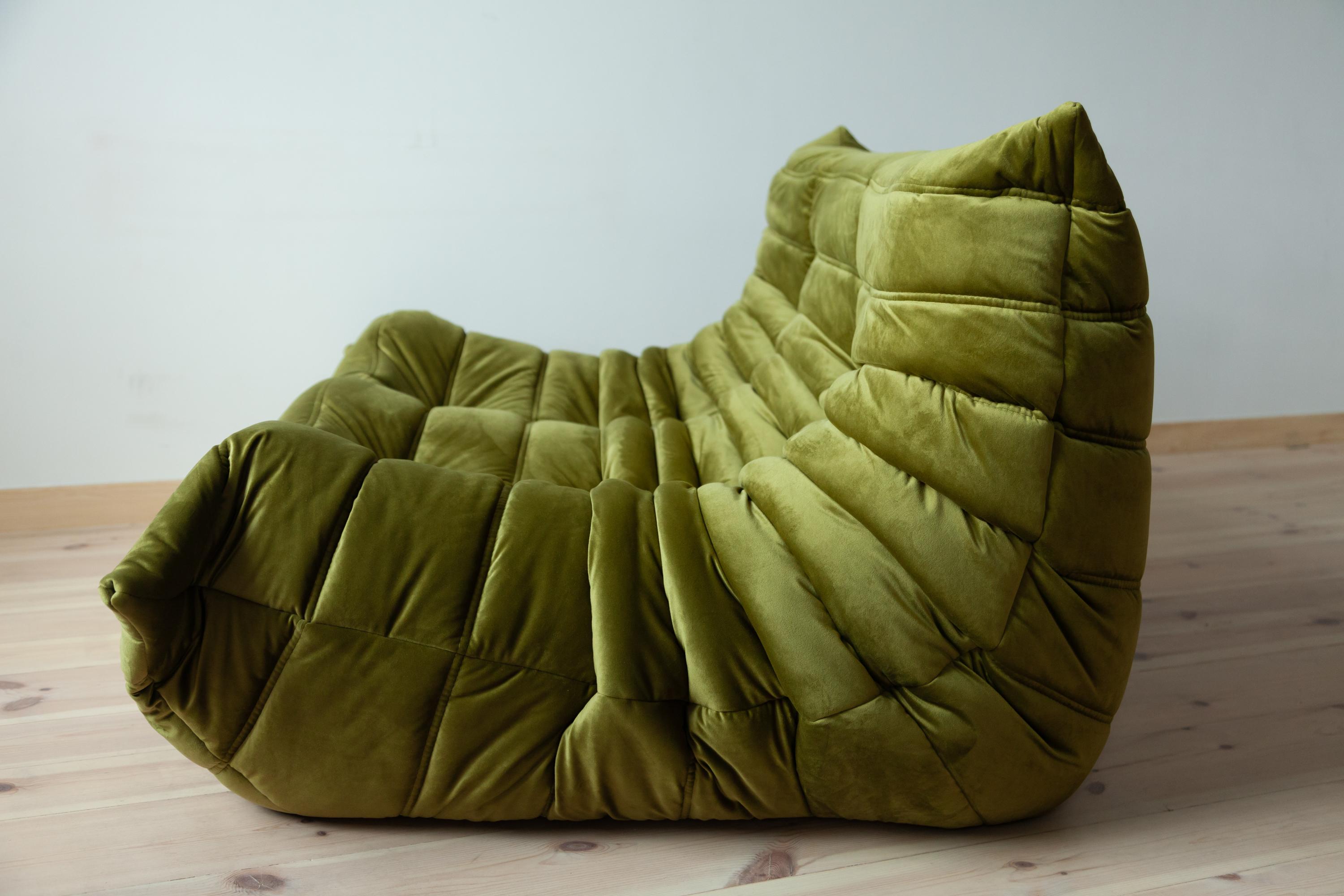 French Togo 2-Seat Sofa in Green Velvet by Michel Ducaroy for Ligne Roset For Sale