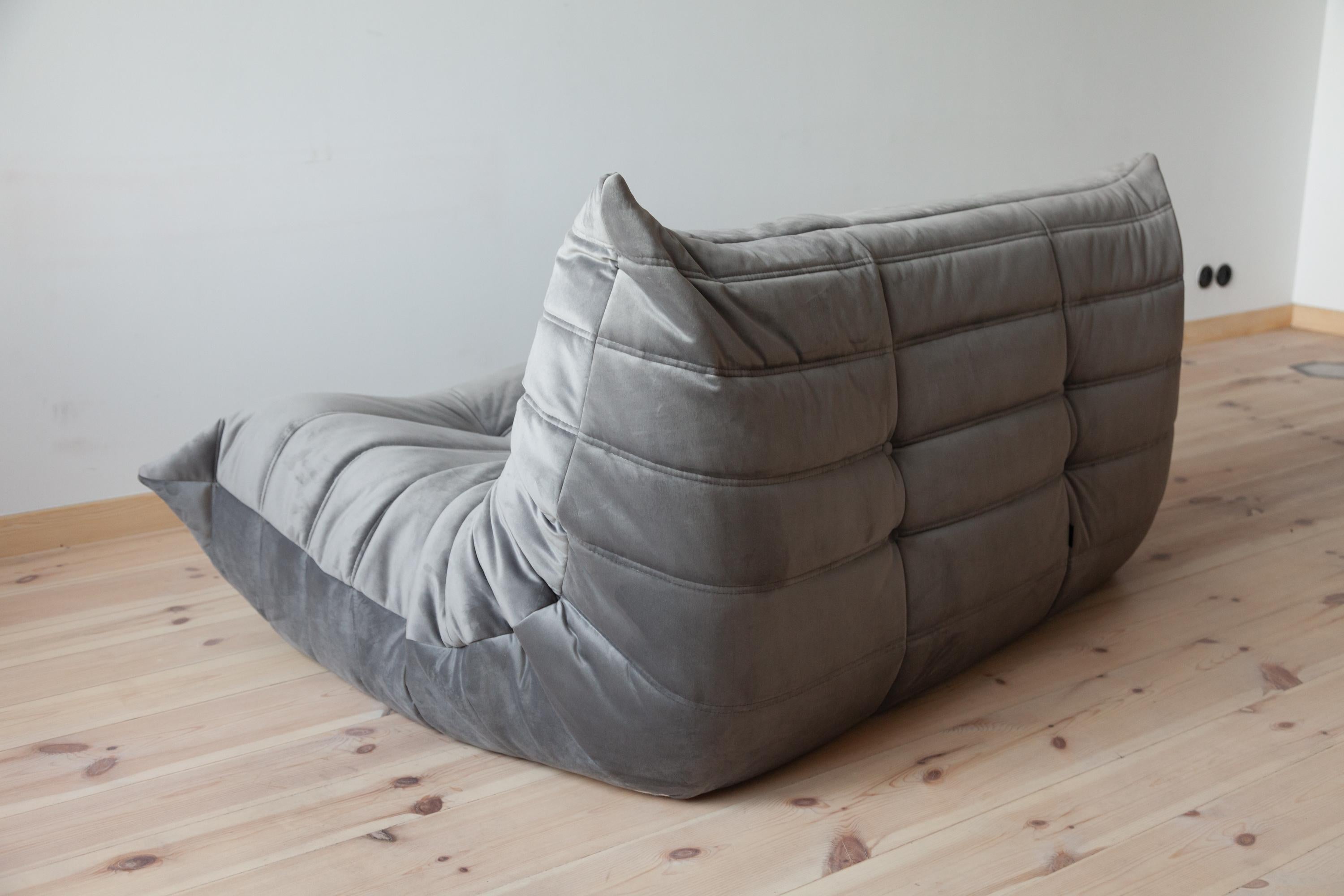 French Togo 2-Seat Sofa in Grey Velvet by Michel Ducaroy for Ligne Roset For Sale